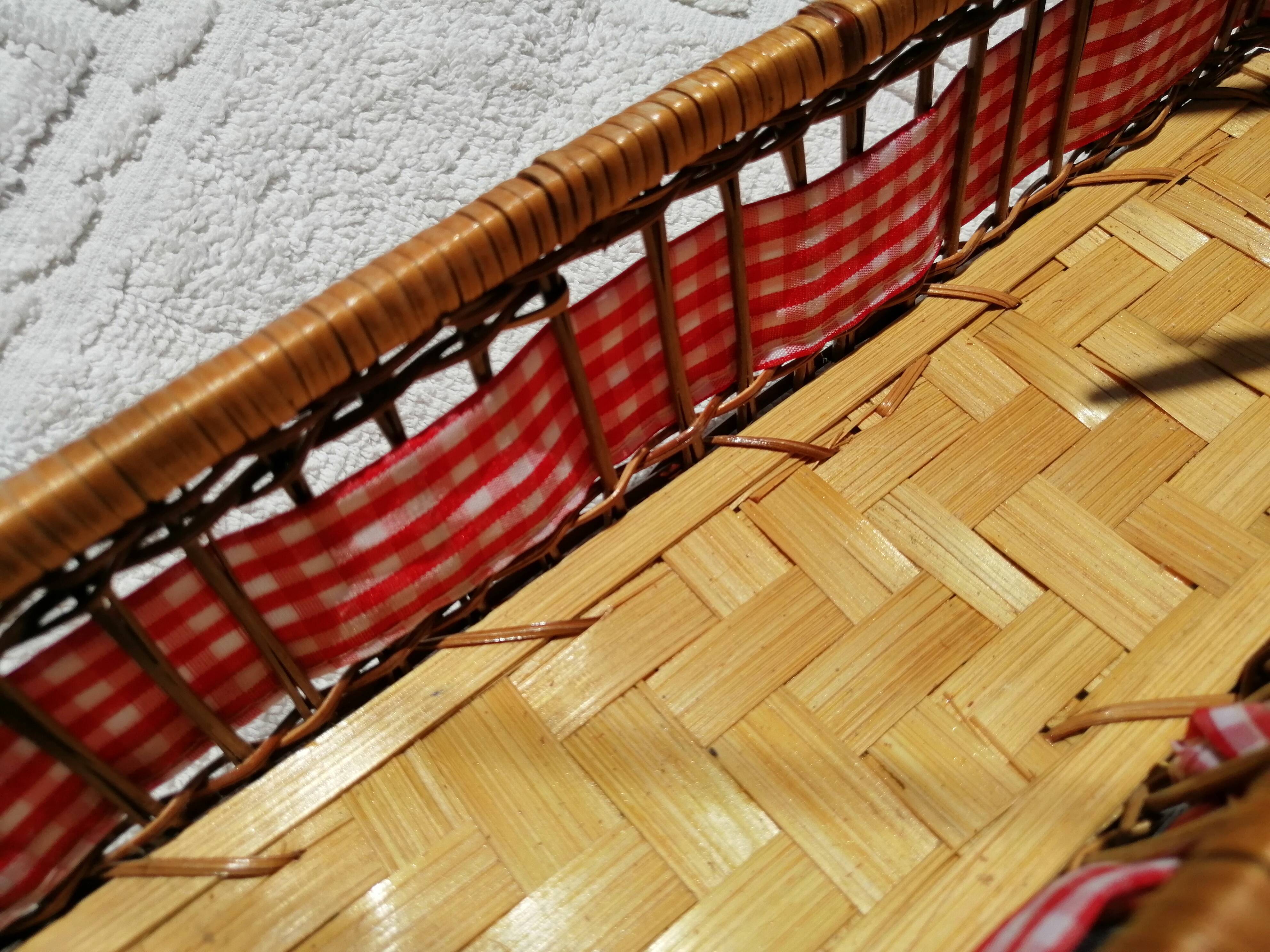 Basket in rattan or Wicker and vintage red gingham fabrics