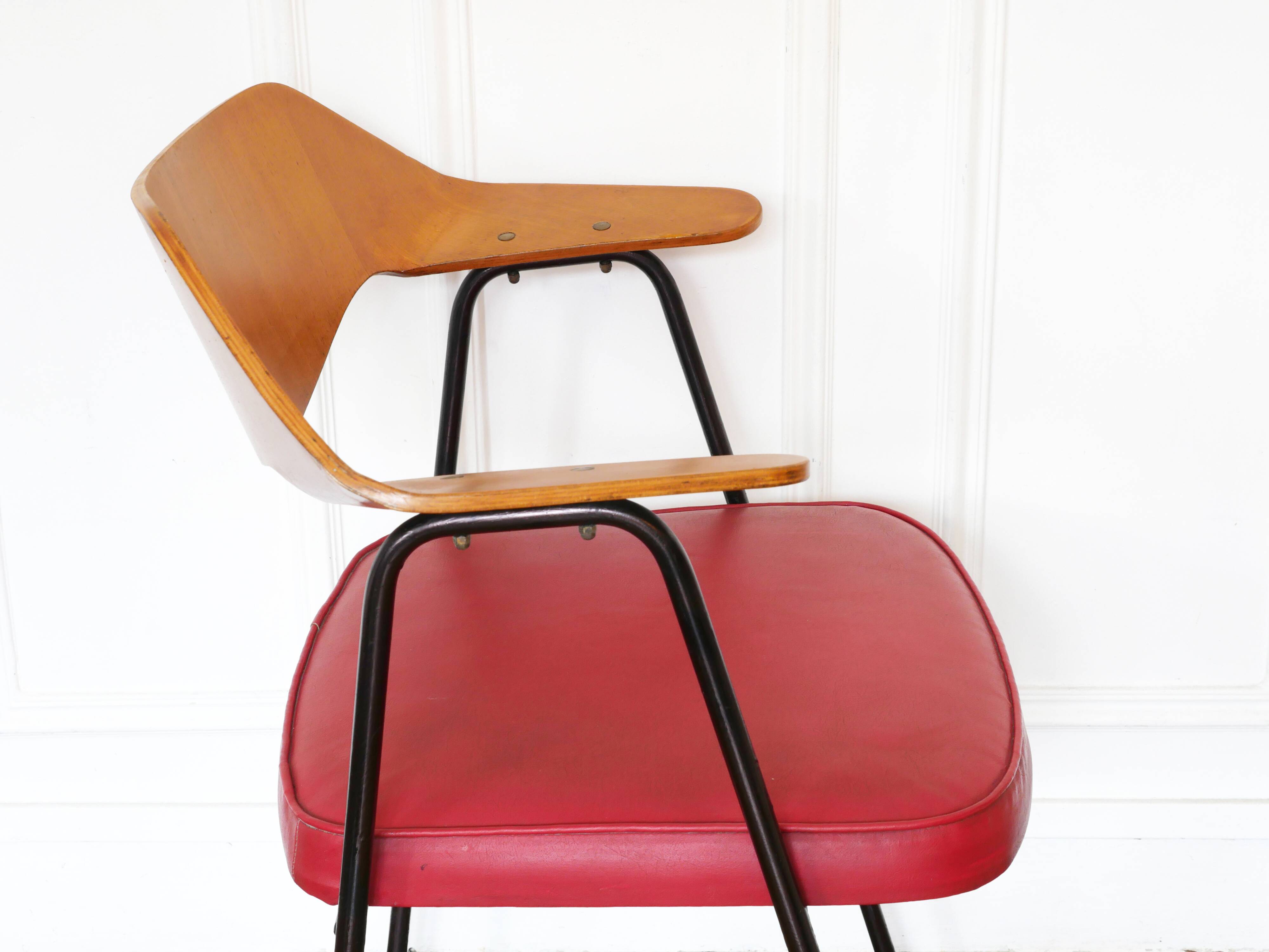 Armchair – robin day – model 675 – airborne – circa 1950