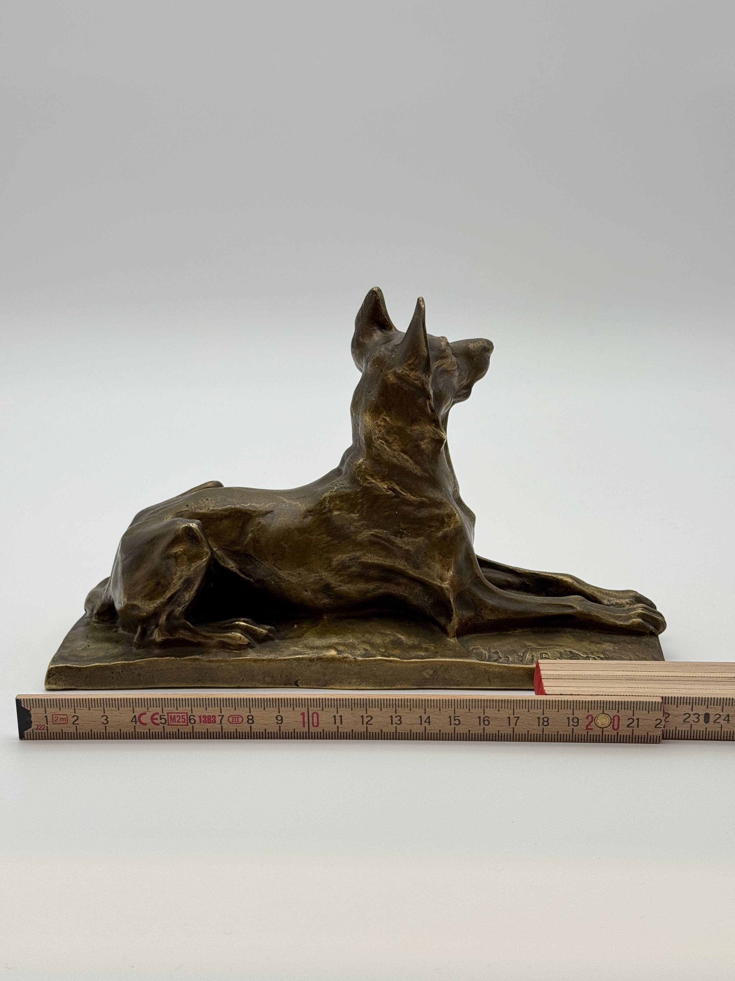 Bronze sculpture "German Shepherd" by Charles Virion (1865-1946)