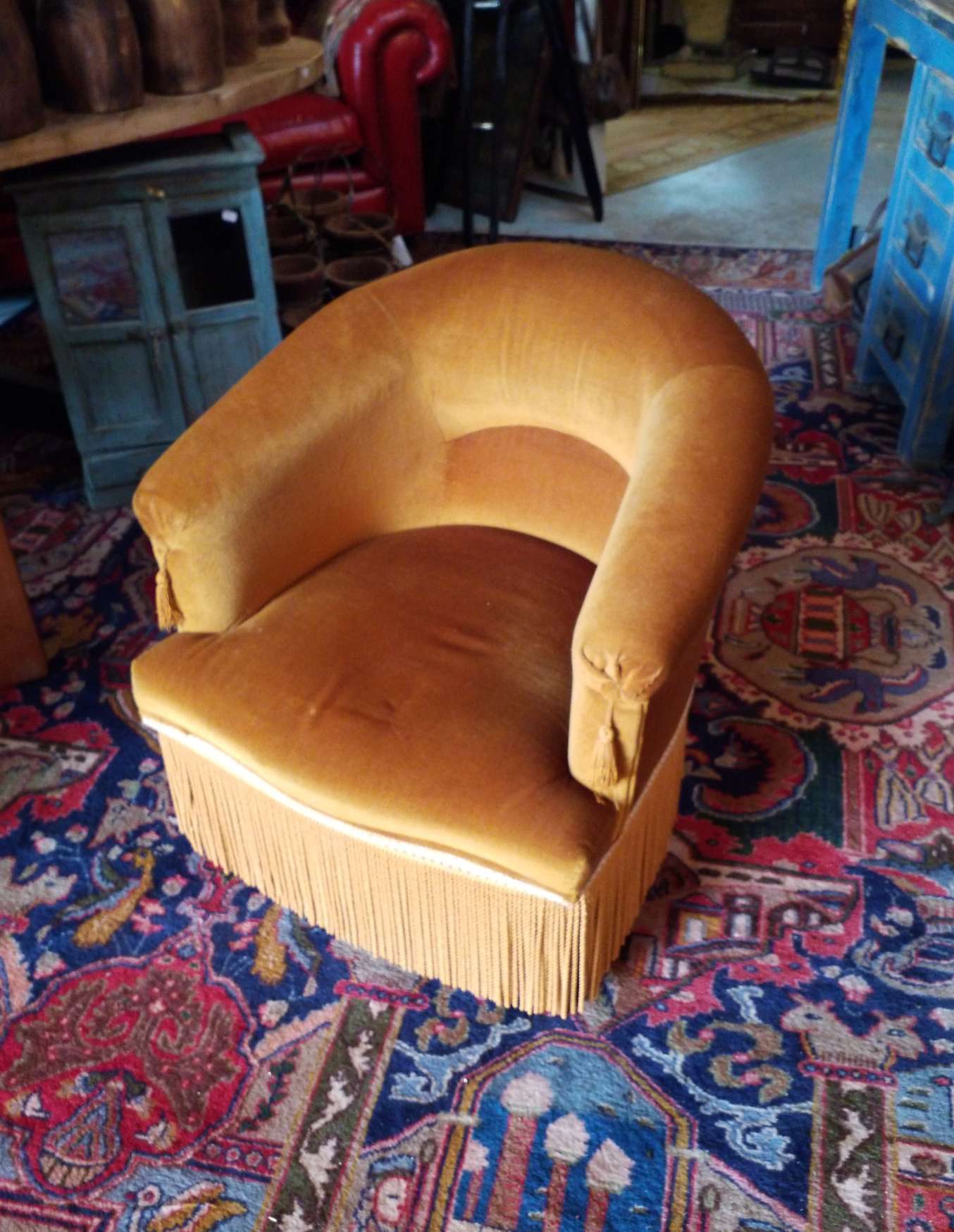 Toad armchair