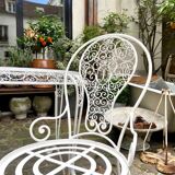 Garden furniture in white wrought iron and beveled glass early twentieth century