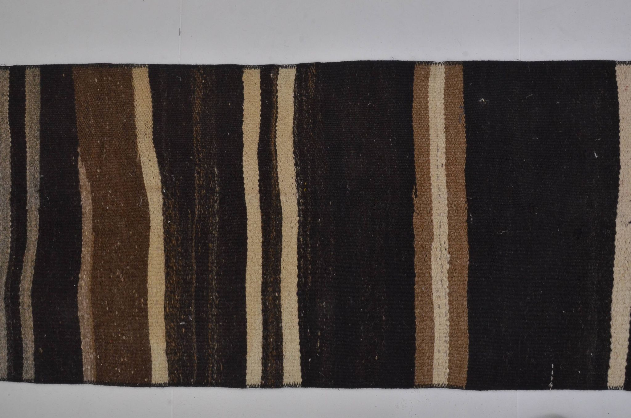Tapis Kilim à rayures anatoliennes vintage sku3880