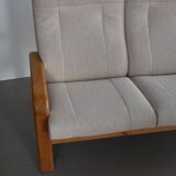 Canapé à dossier haut très confortable du milieu du siècle par Olsen & son