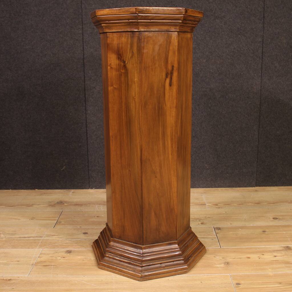 Vintage Italian column from the 70s