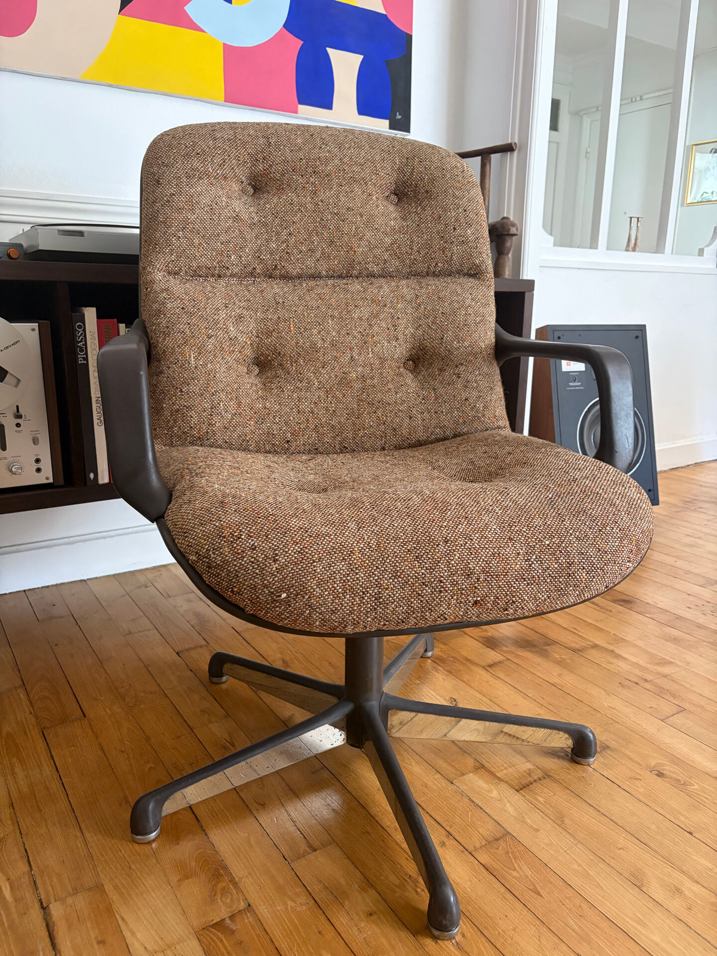 Fauteuil édition Comforto dans le goût de Charles Pollock