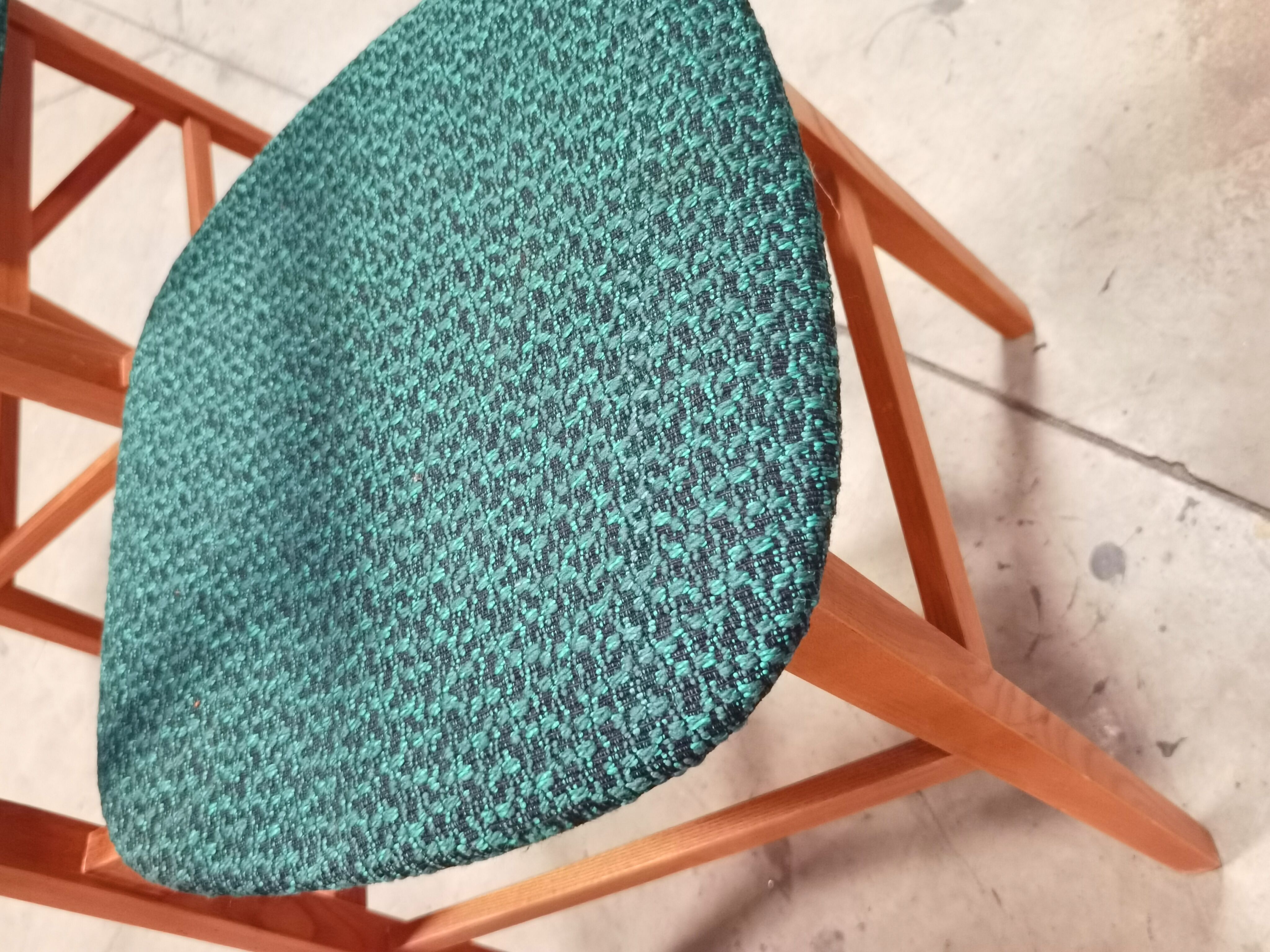 Set of 4 Chairs Drevotex Emerald Green