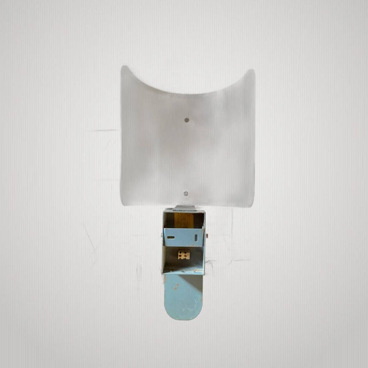 Arlus paire d'appliques métal perspex blanc vintage wall light 1960