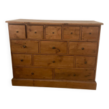 Commode interior's 13 tiroirs