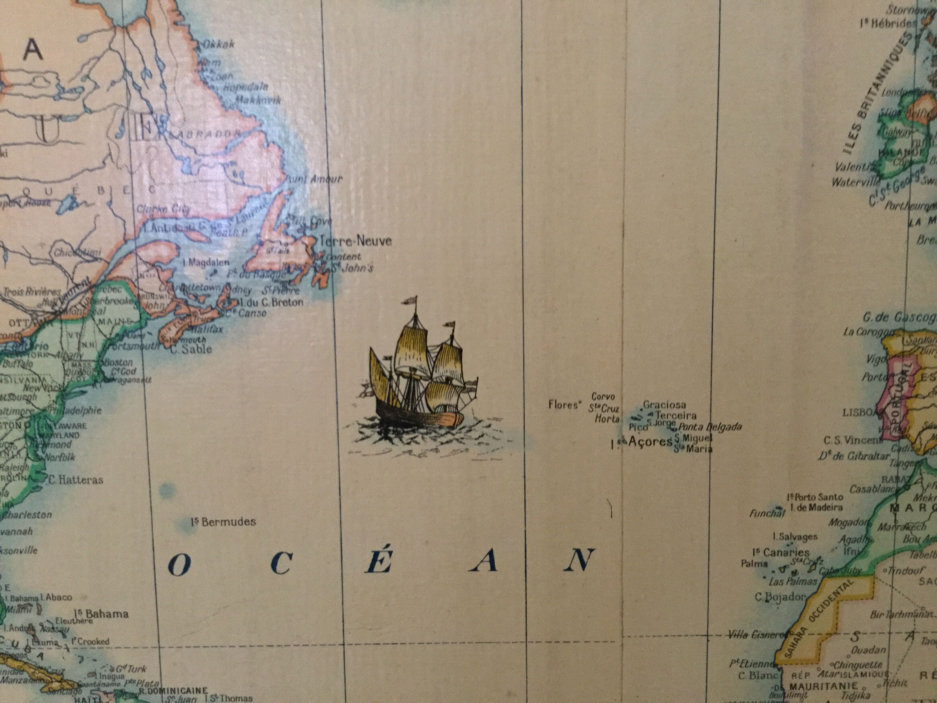 Earth planisphere Girard and Barrére from 1960