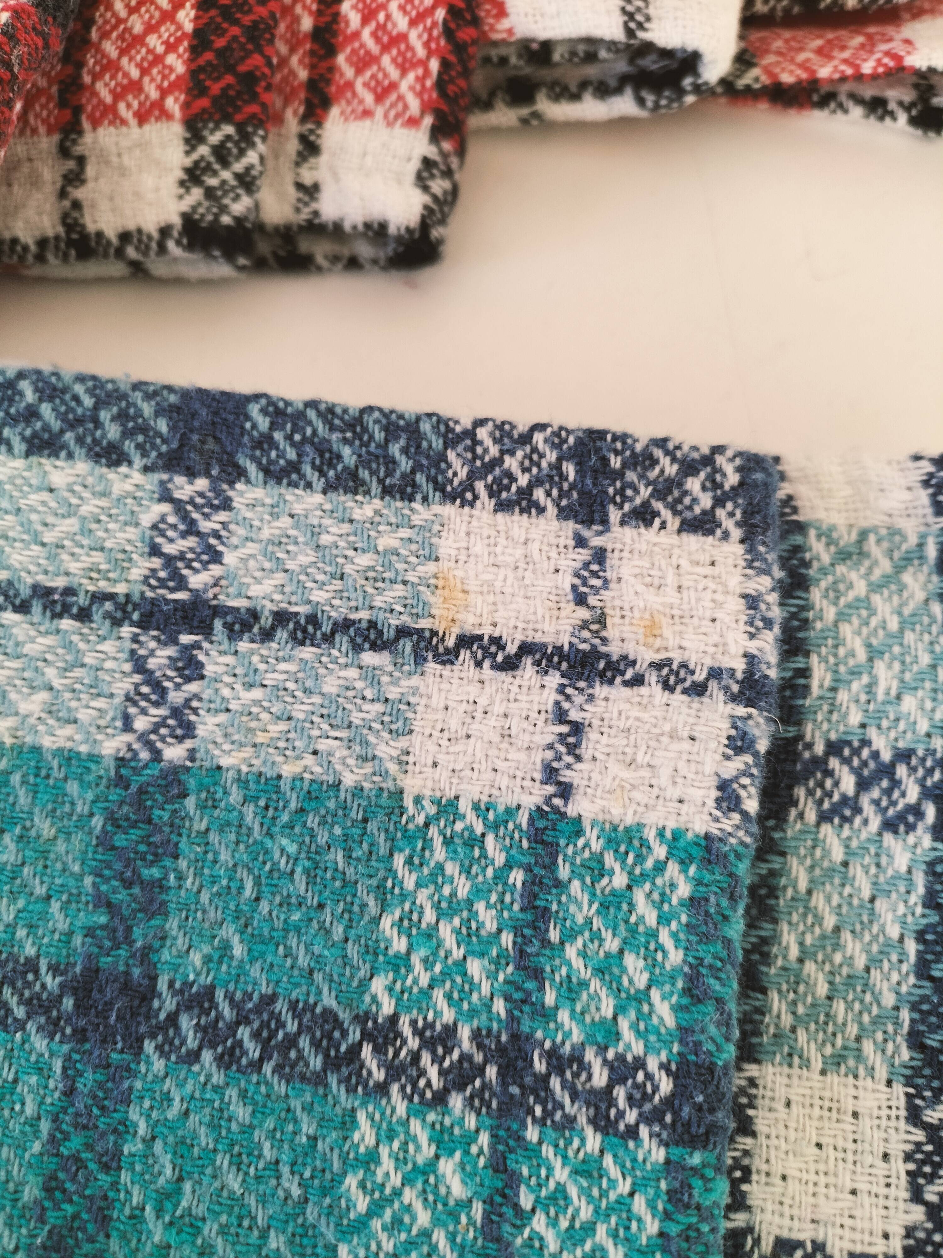 Ensemble de 12 serviettes vintage à carreaux – Rouge et turquoise