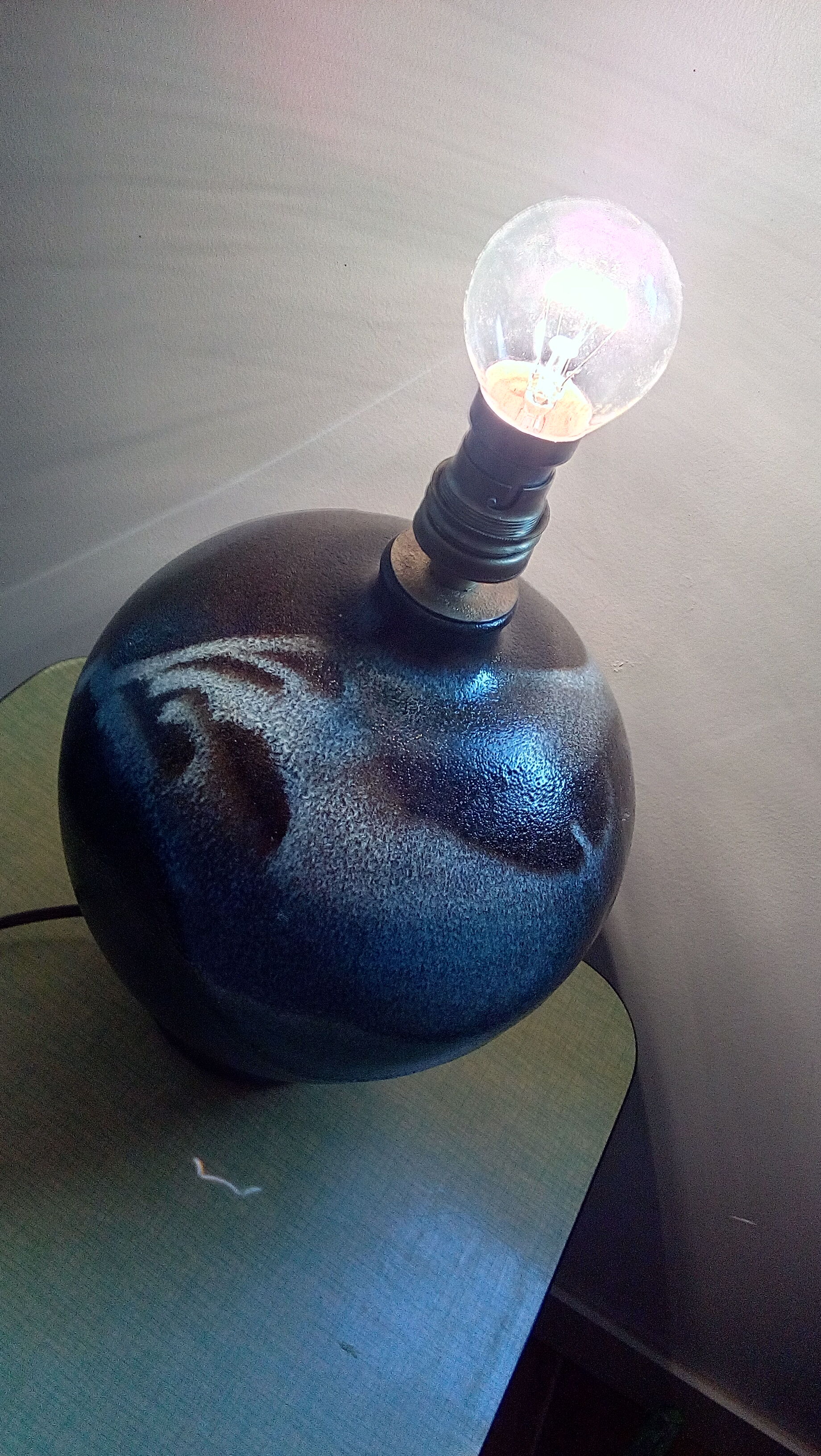 Enamelled stoneware lamp foot