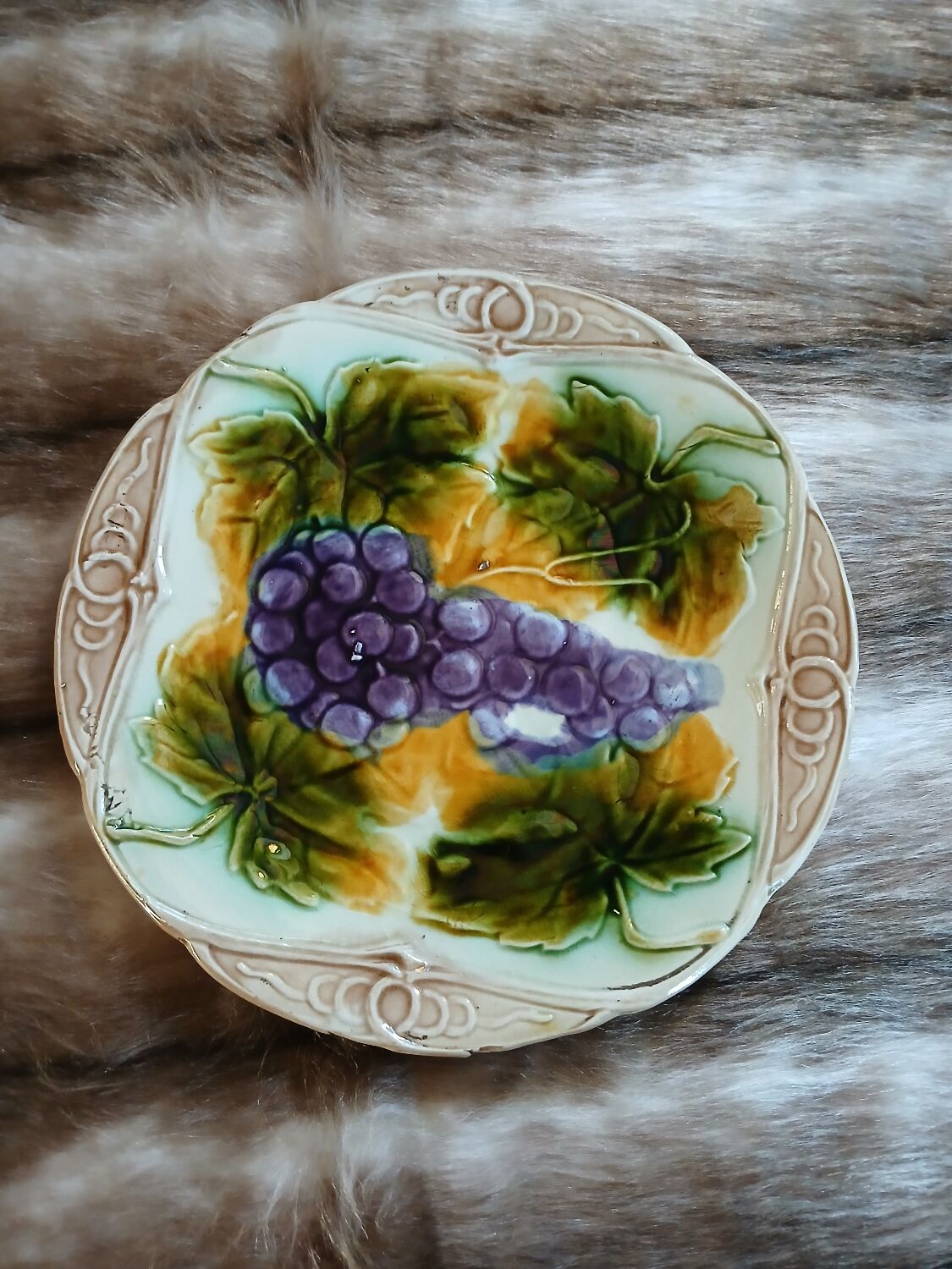 Antique slipware plate