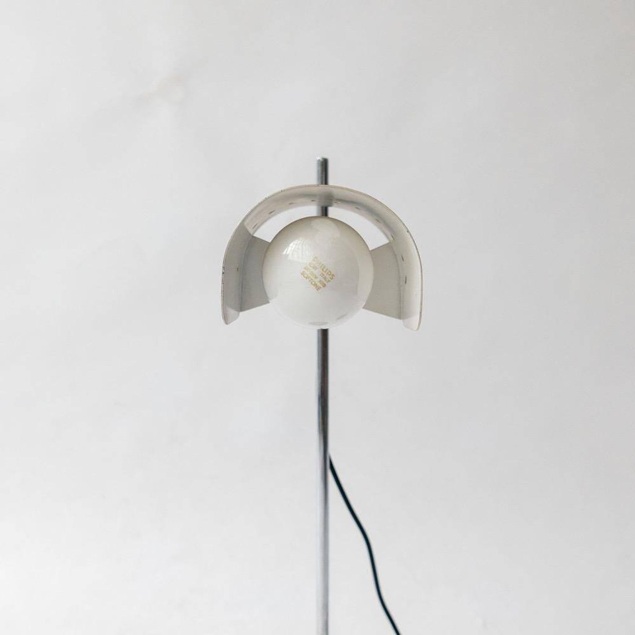 Vintage Italian 1970s Table Lamp in the Style of Joe Colombo for Oluce, Chromed