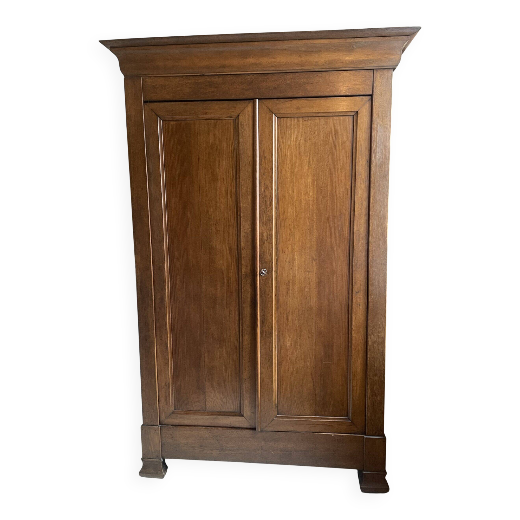 Louis Philippe wardrobe