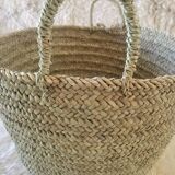 Woven wicker laundry basket