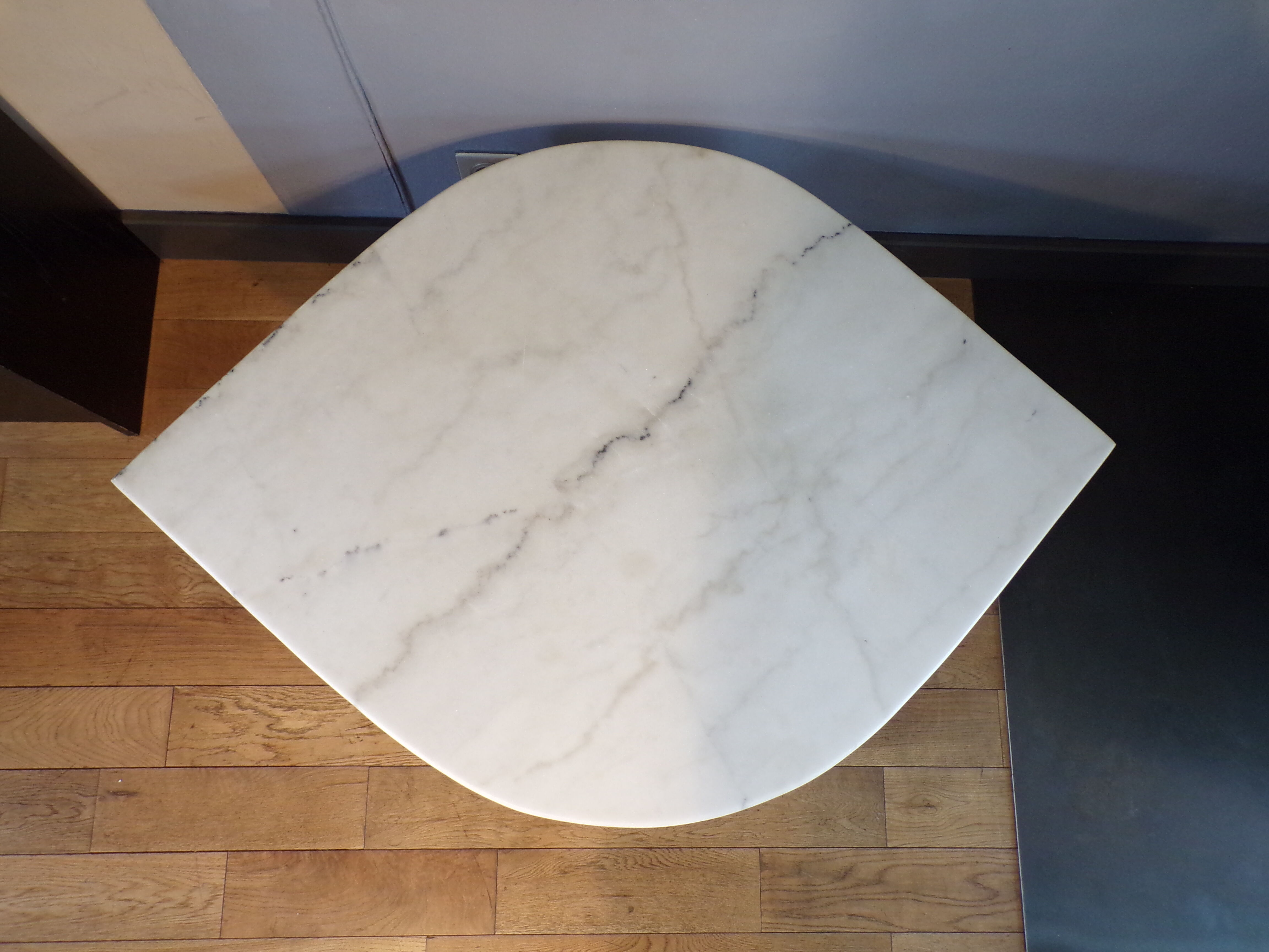 White marble eye coffee table