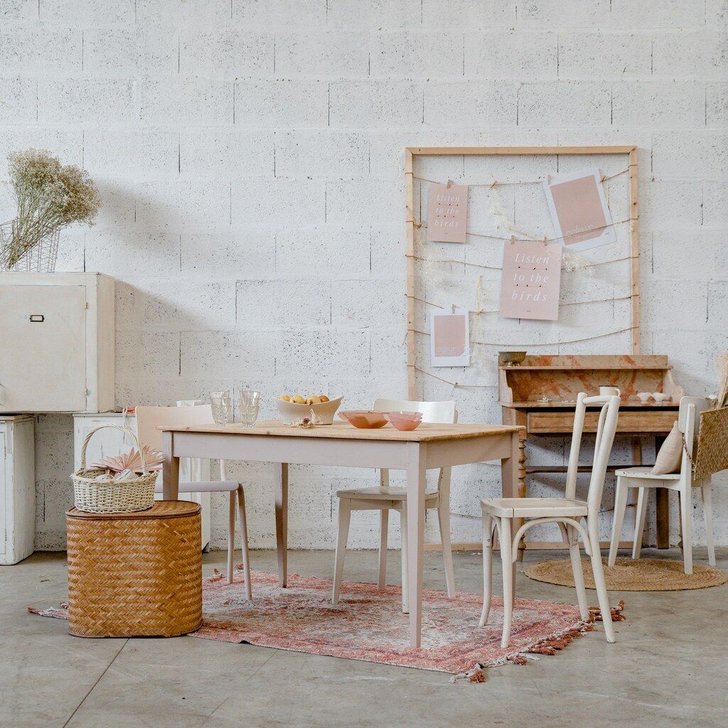 Furniture low white, top fir double door