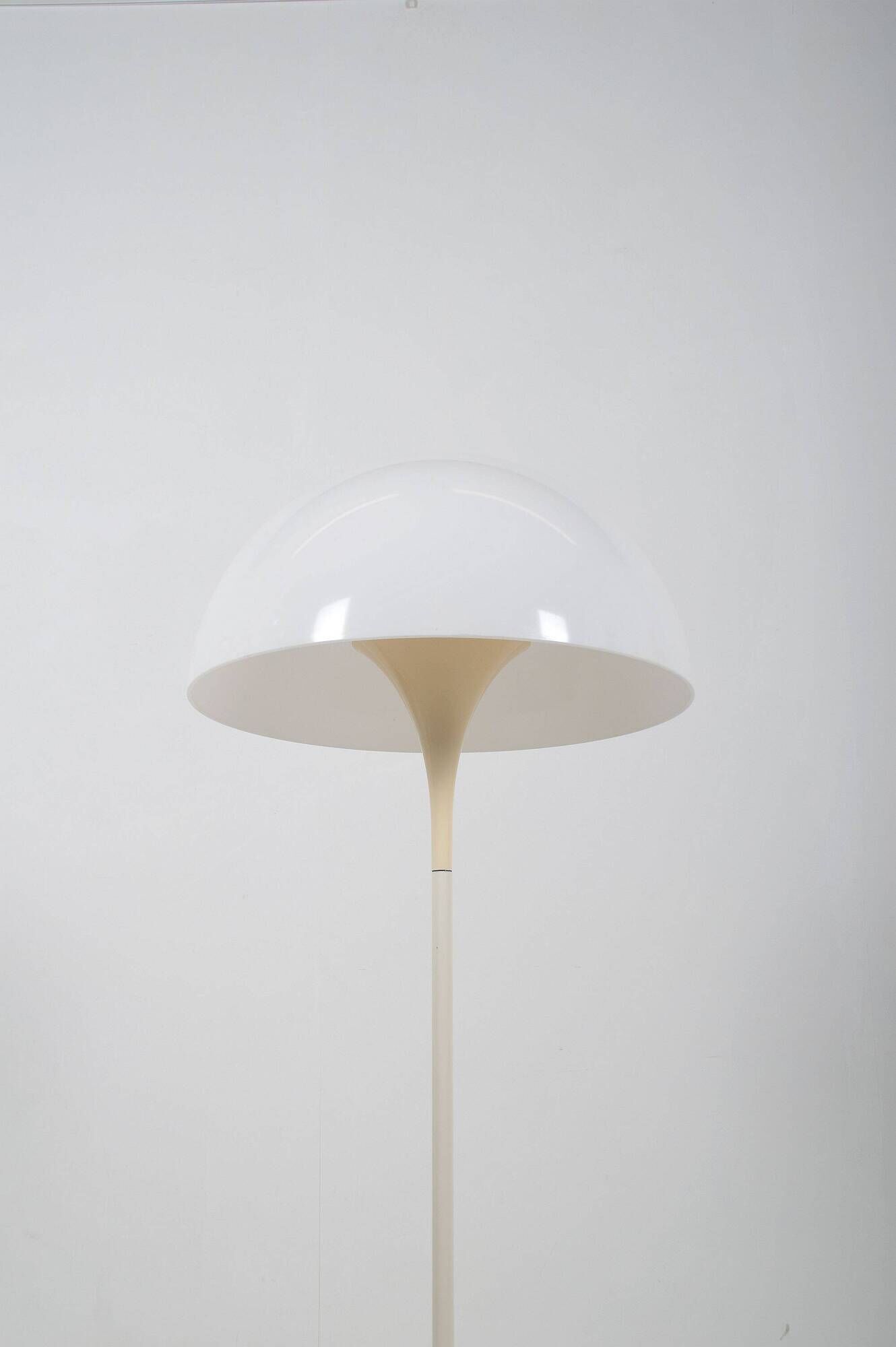 Panthella floor lamp designed by Verner Panton for Louis Poulsen, 1970s