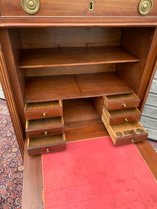 Secretaire en acajou estampillée L.Aubry d’époque louis XVI