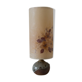 Sandstone lamp and dried flower lampshade