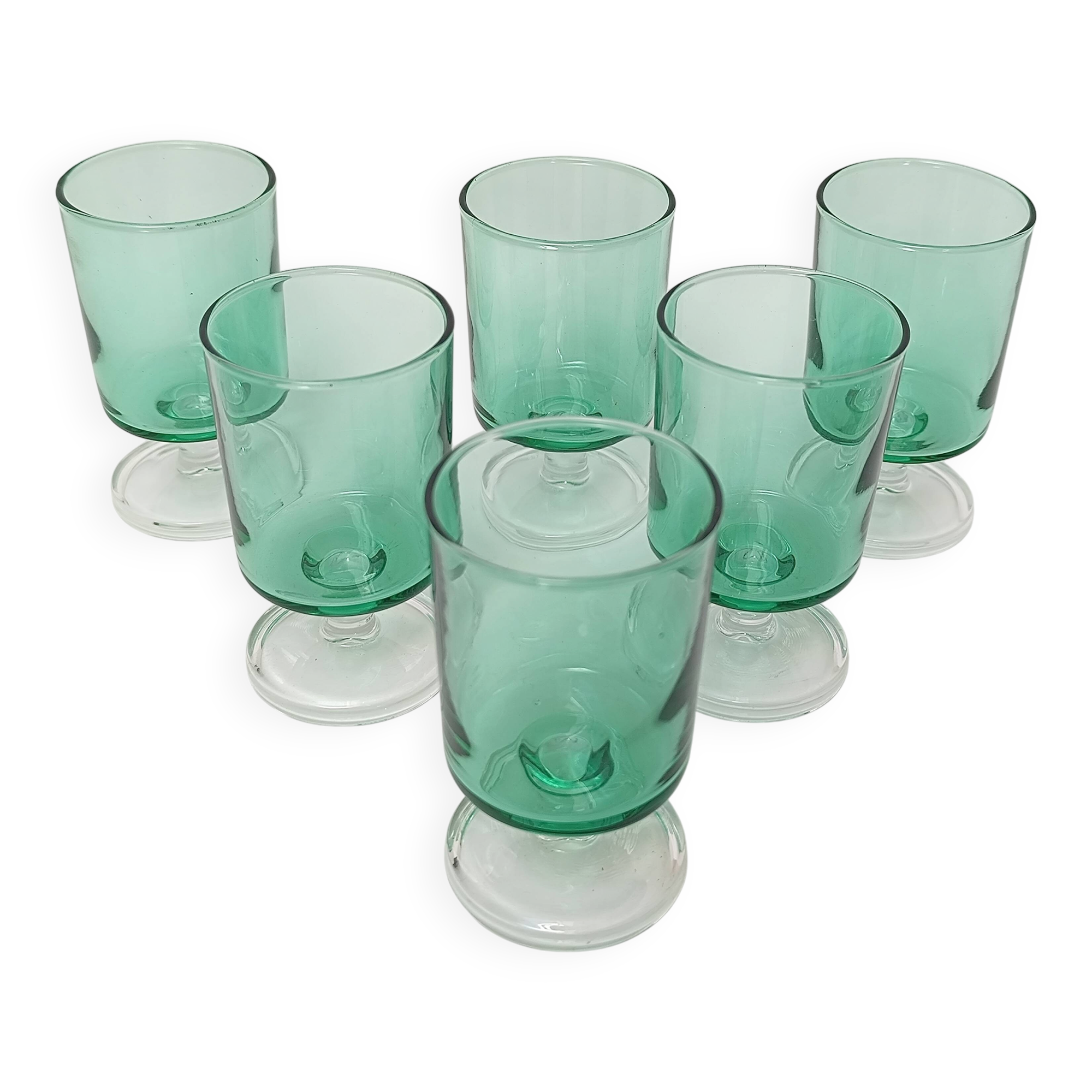 Luminarc white wine glasses