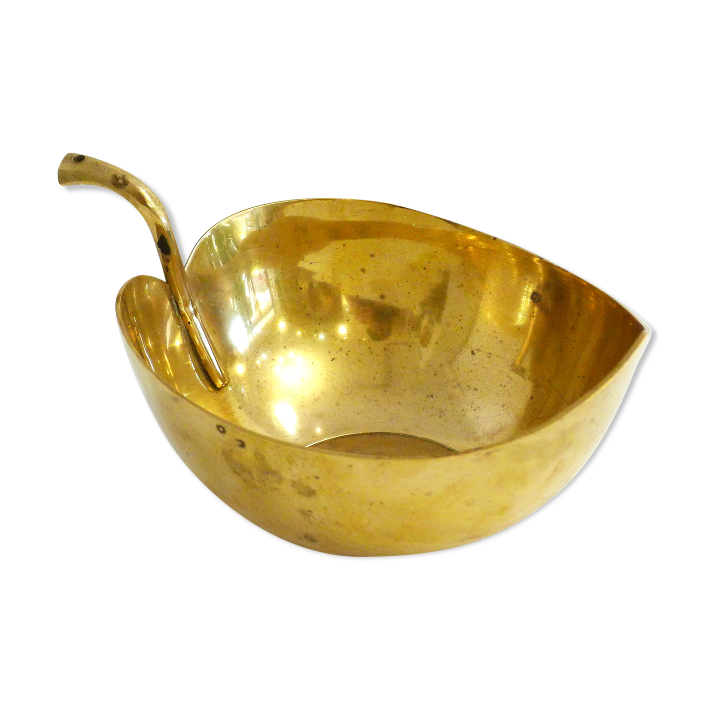 Large brass fruit bowl