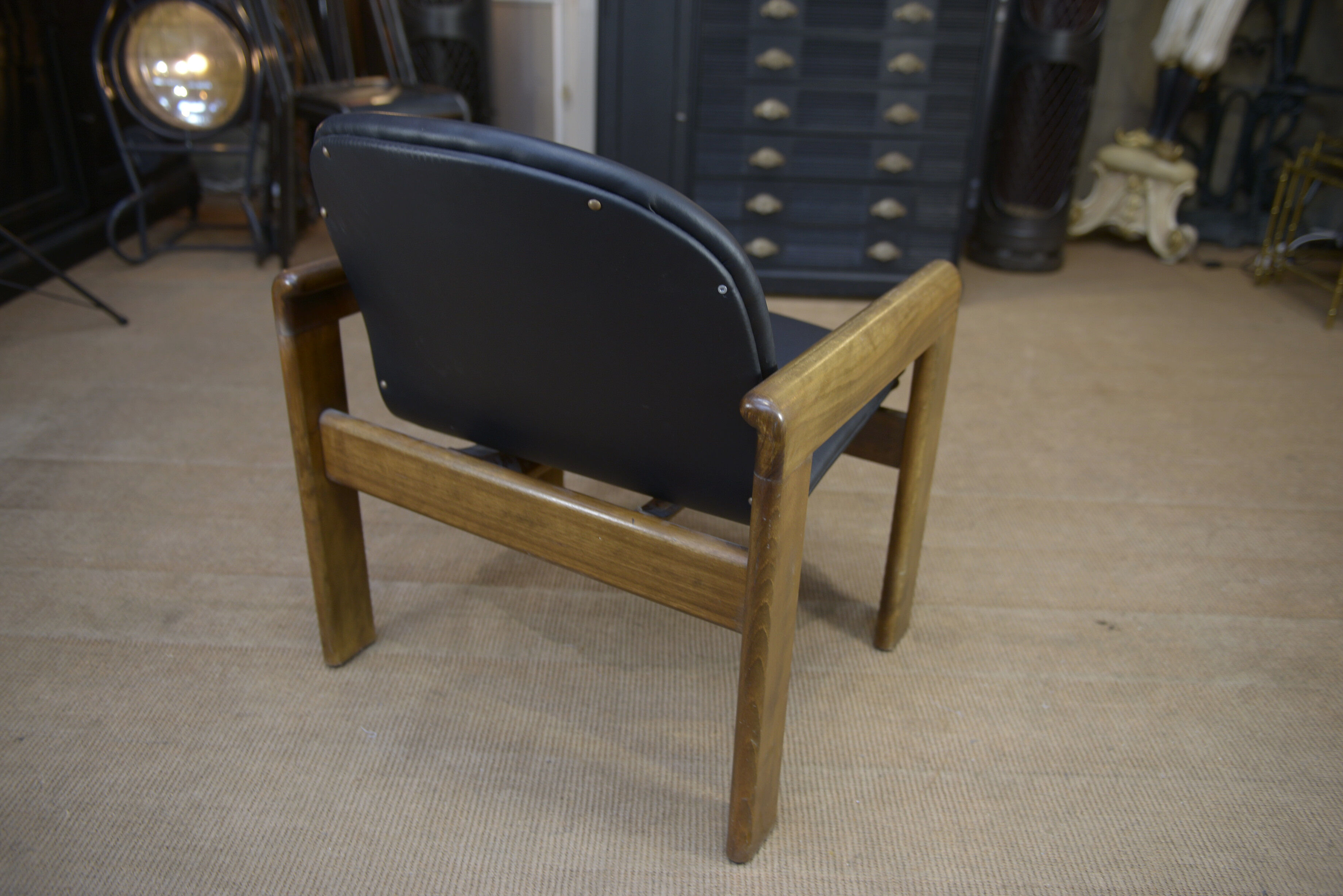 Leather and beech armchair Vintage 1970