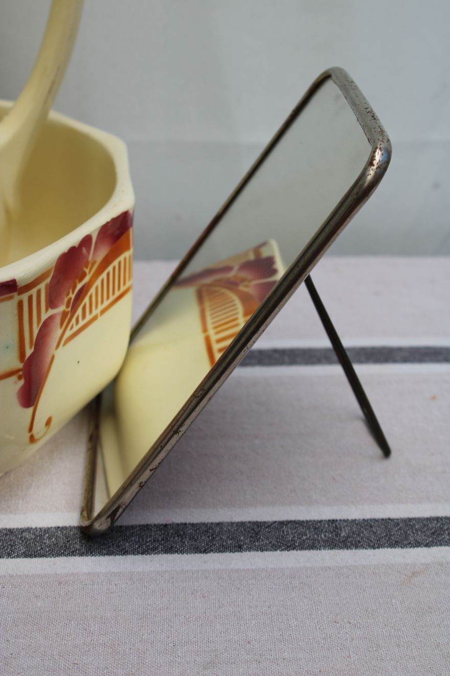 Barber mirror