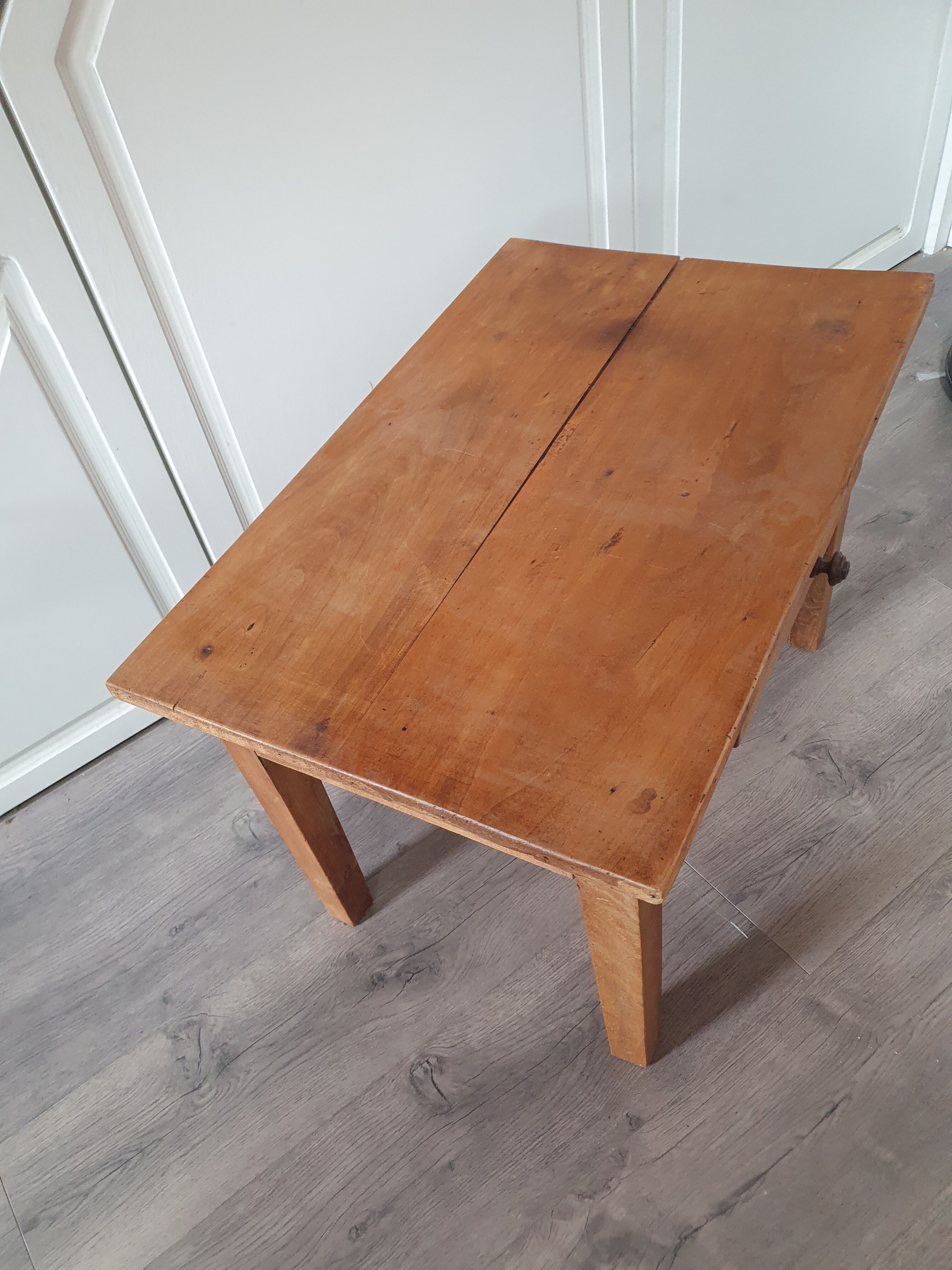 Vintage wooden coffee table, with a drawer