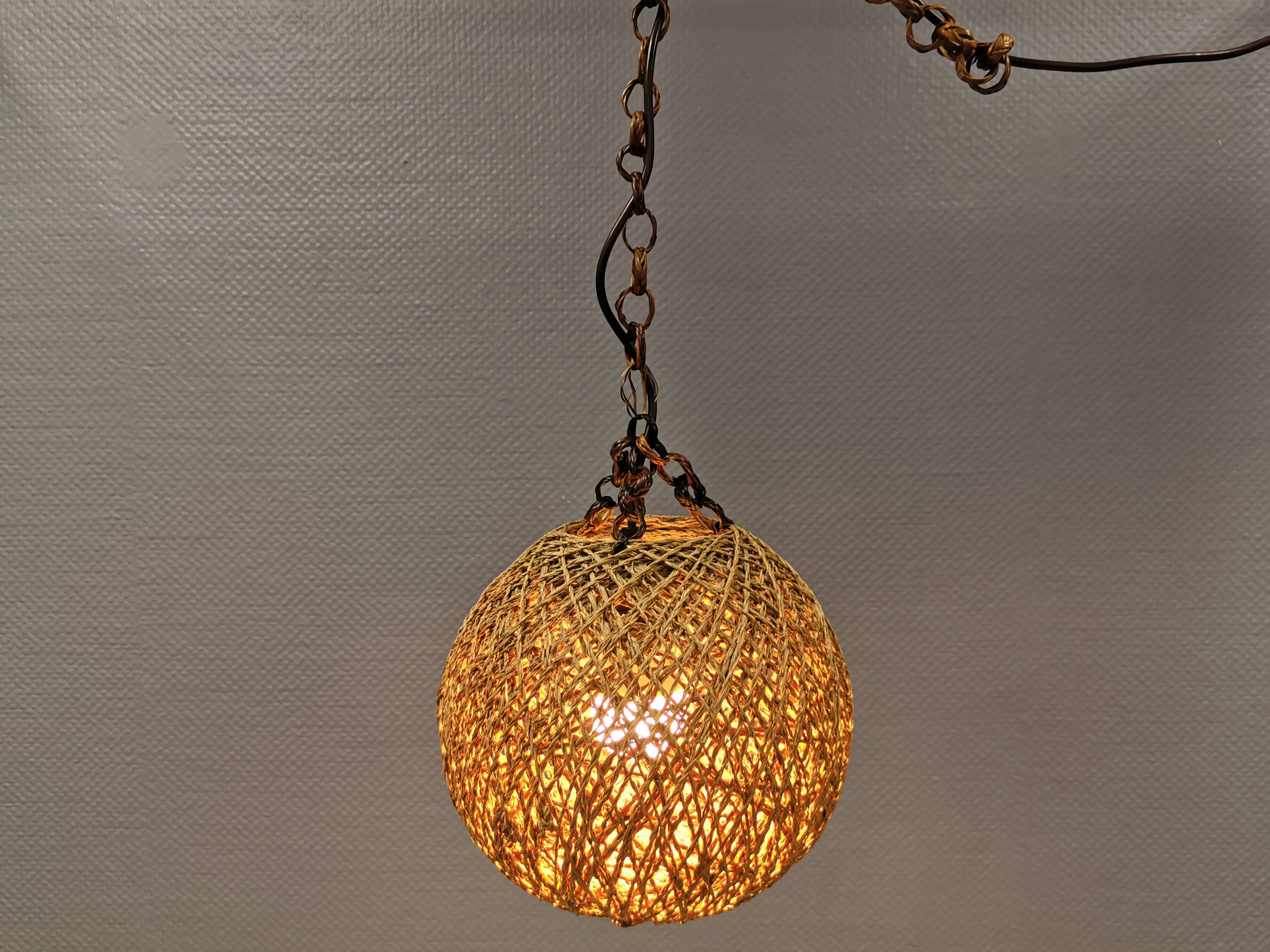 Rattan ball lamp