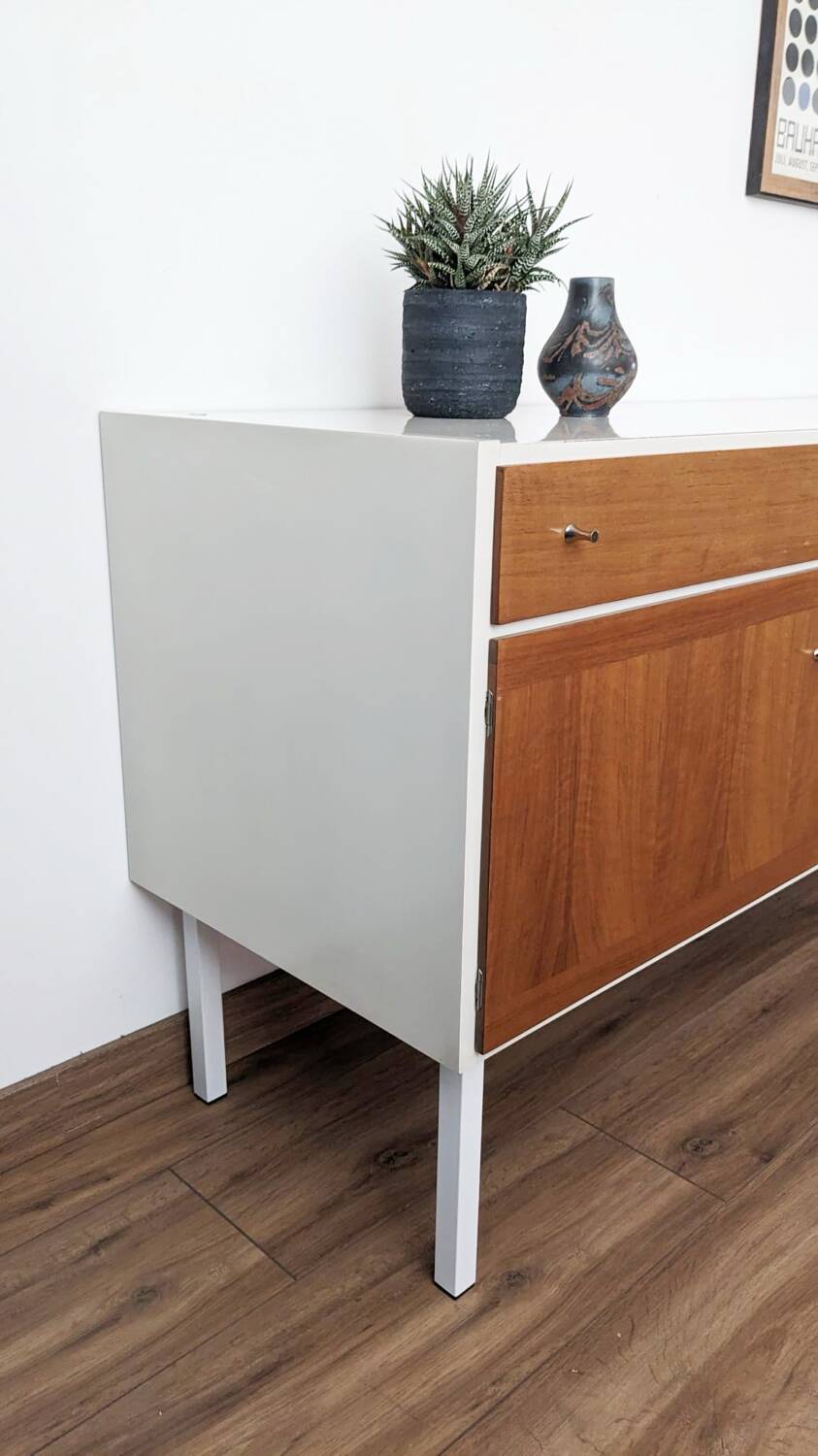 Vintage sideboard with 3 doors and 3 drawers