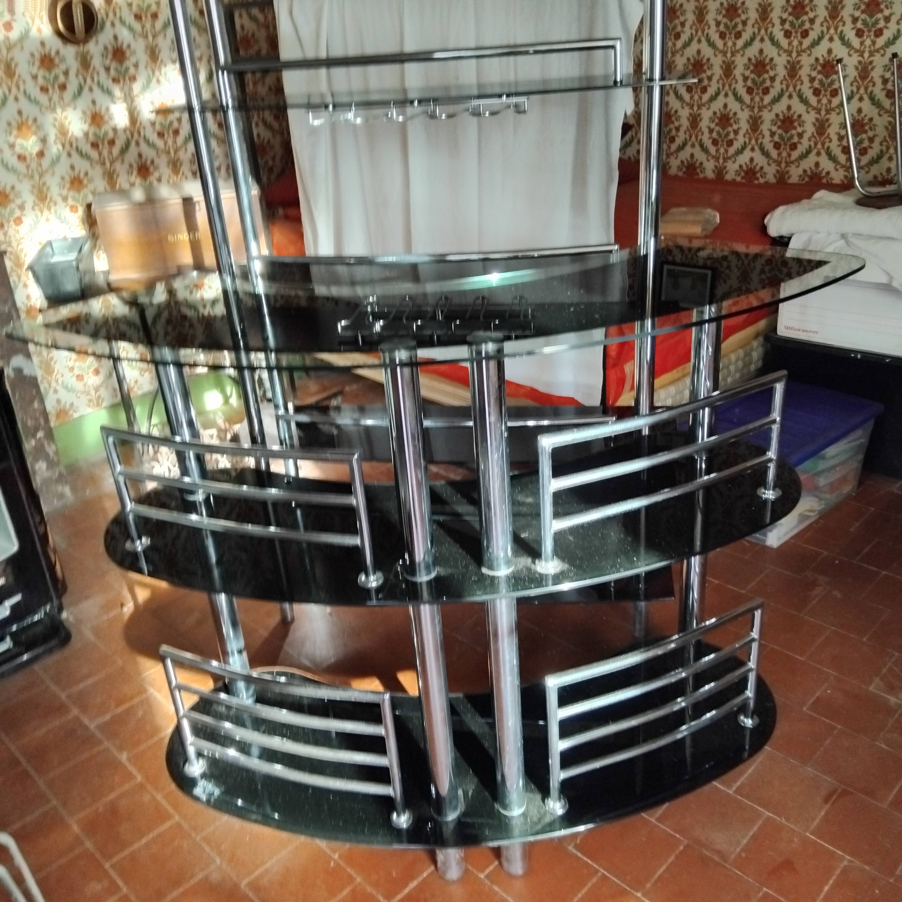 Bar set, tempered glass shelf and 2 stools