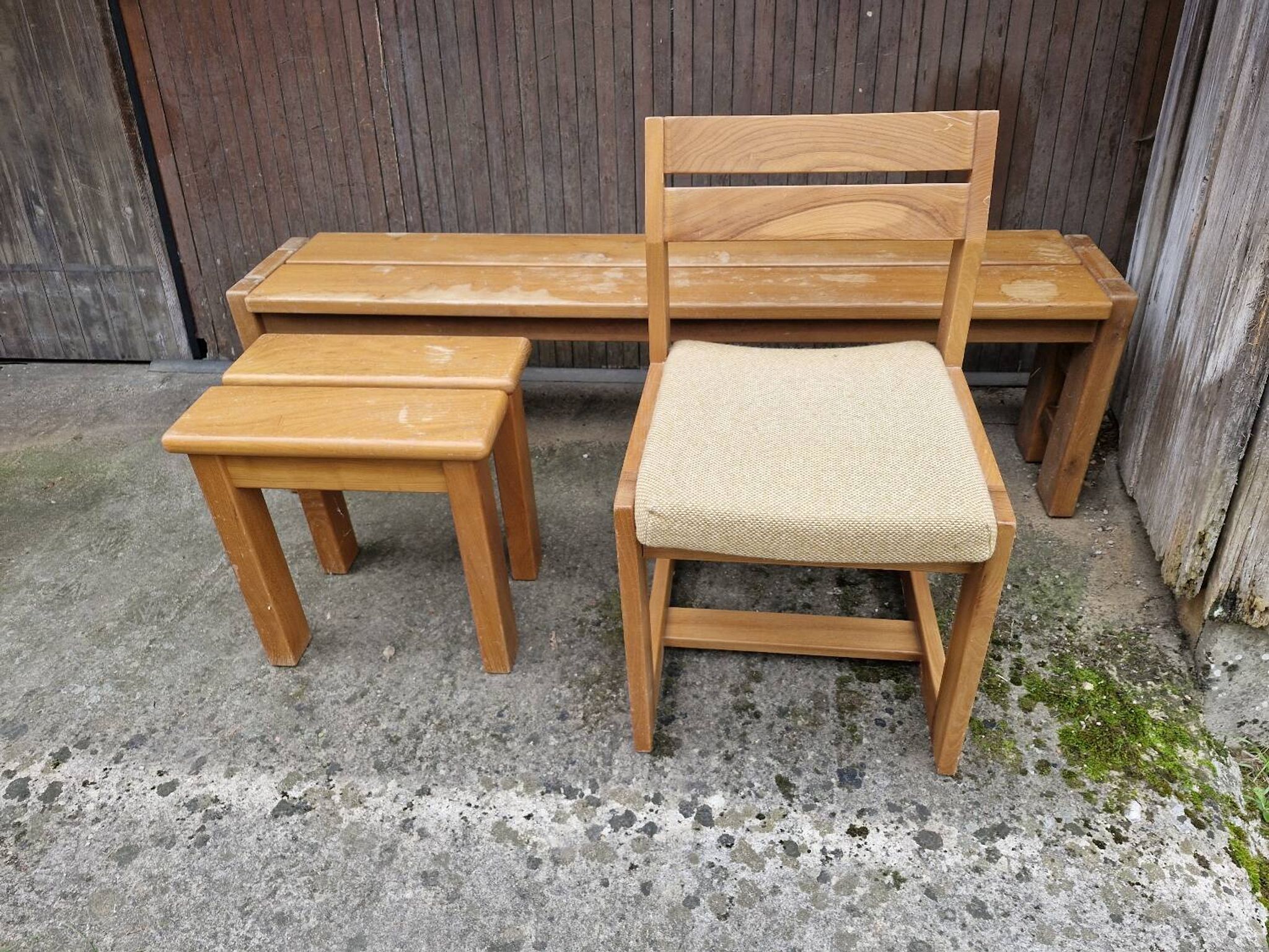 Maison regain set of 3 pieces in solid elm from the 70s and 80s.