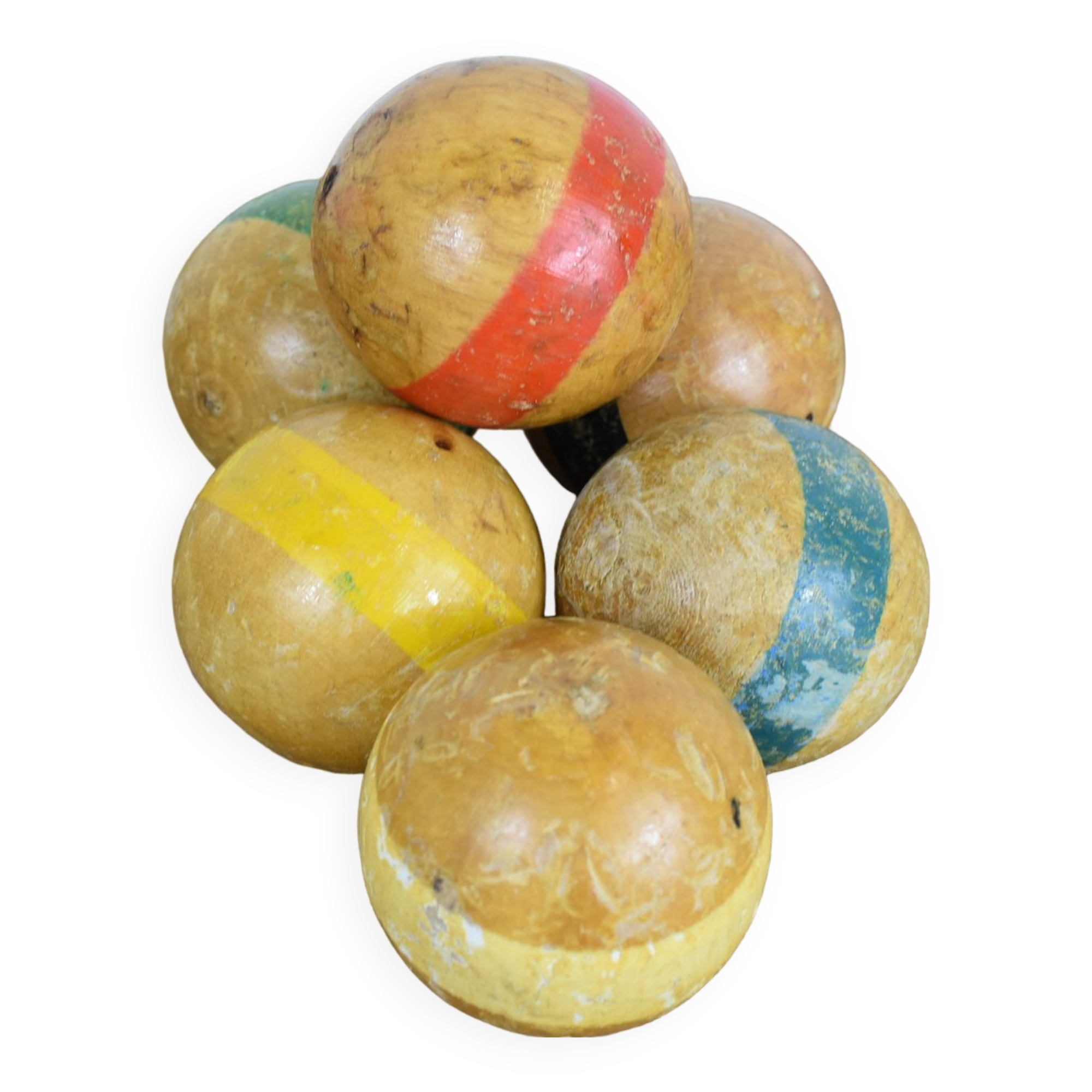 Set of 6 wooden balls.