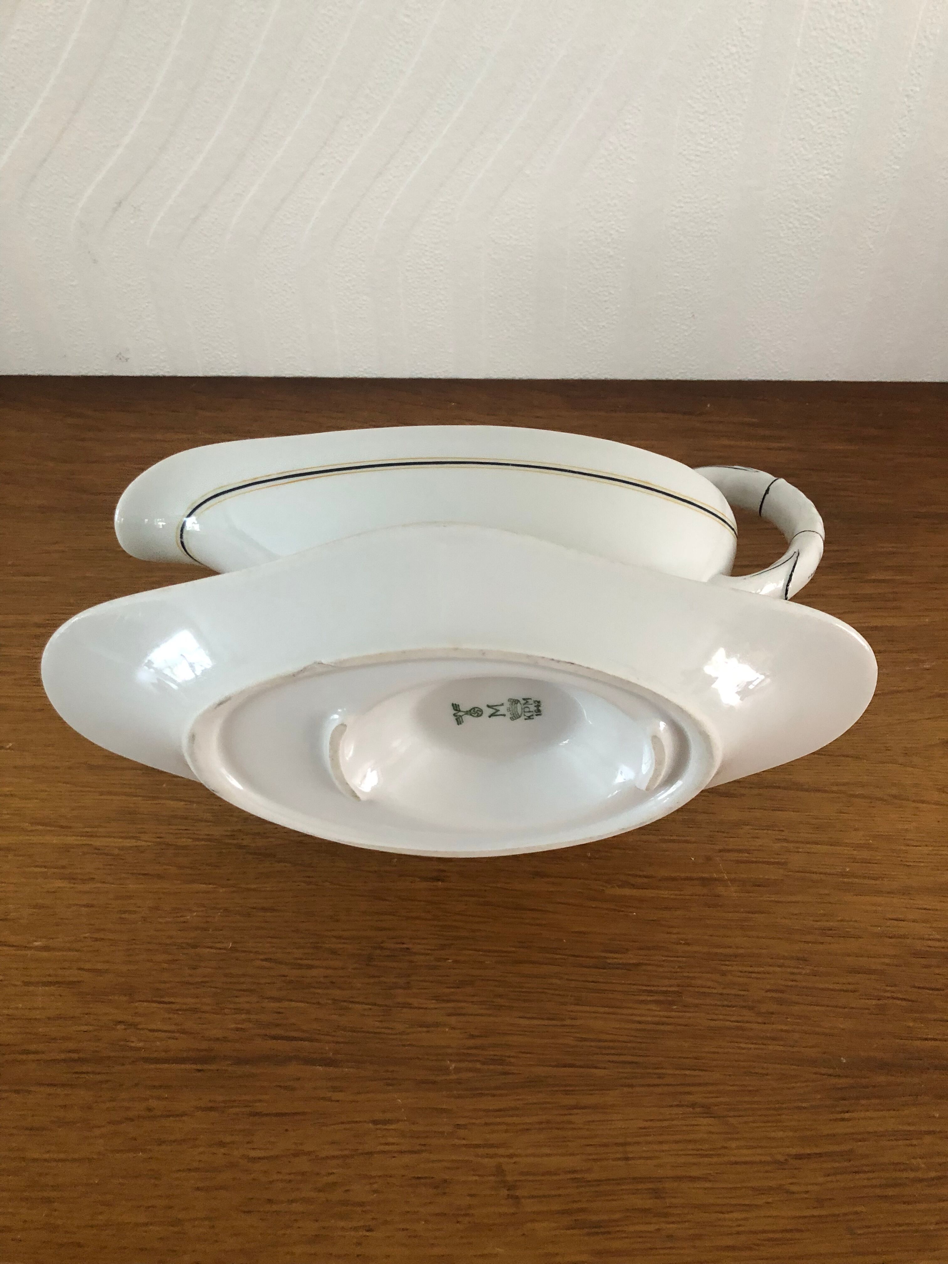 White porcelain saucepan KPM 1942