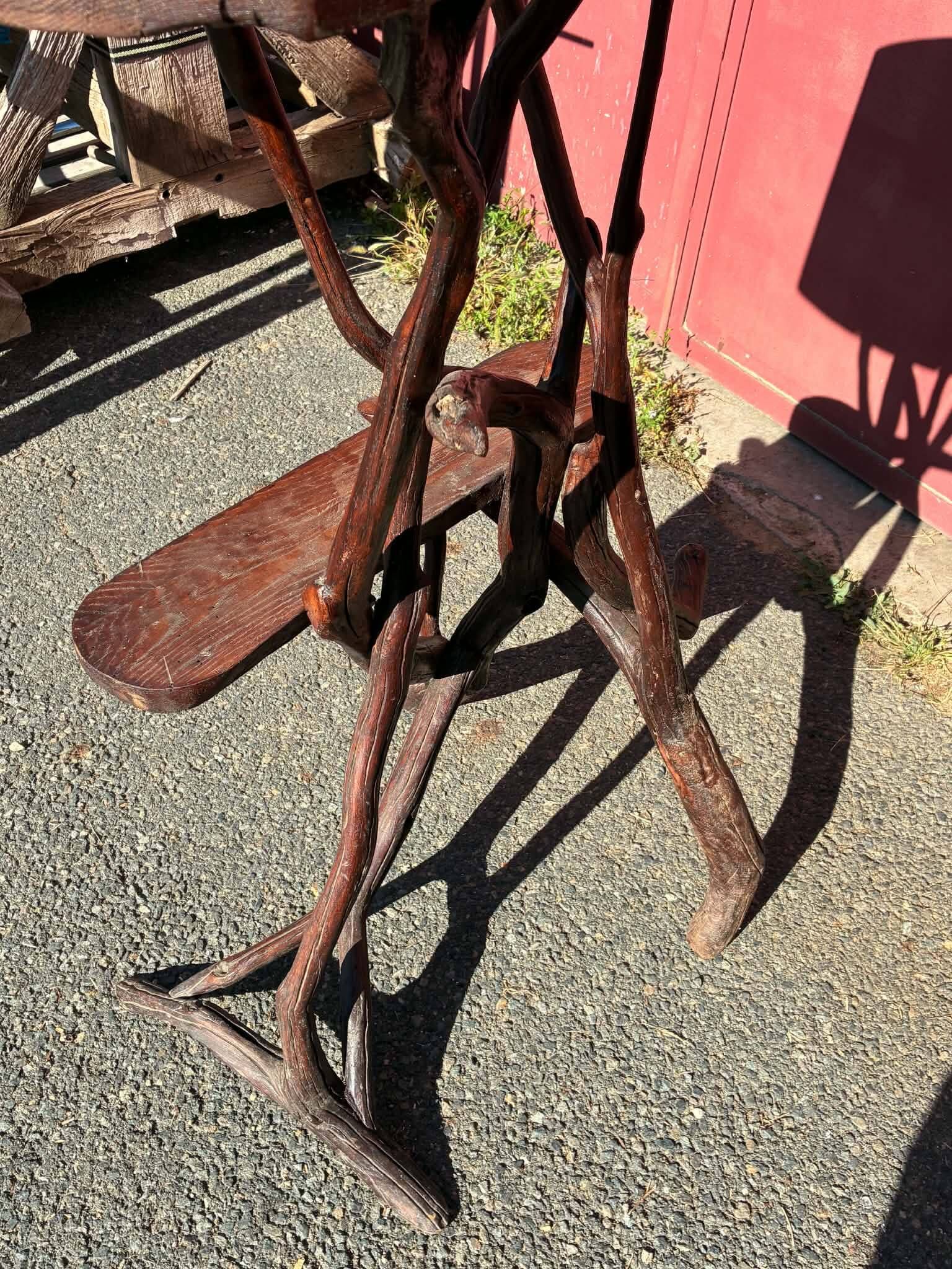 Sellette en bois