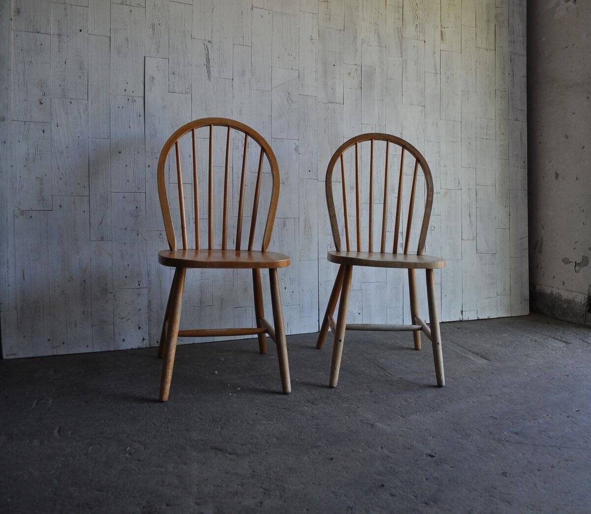 Tatra dining chair set from the 1960s in light wood, Mid-Century style.