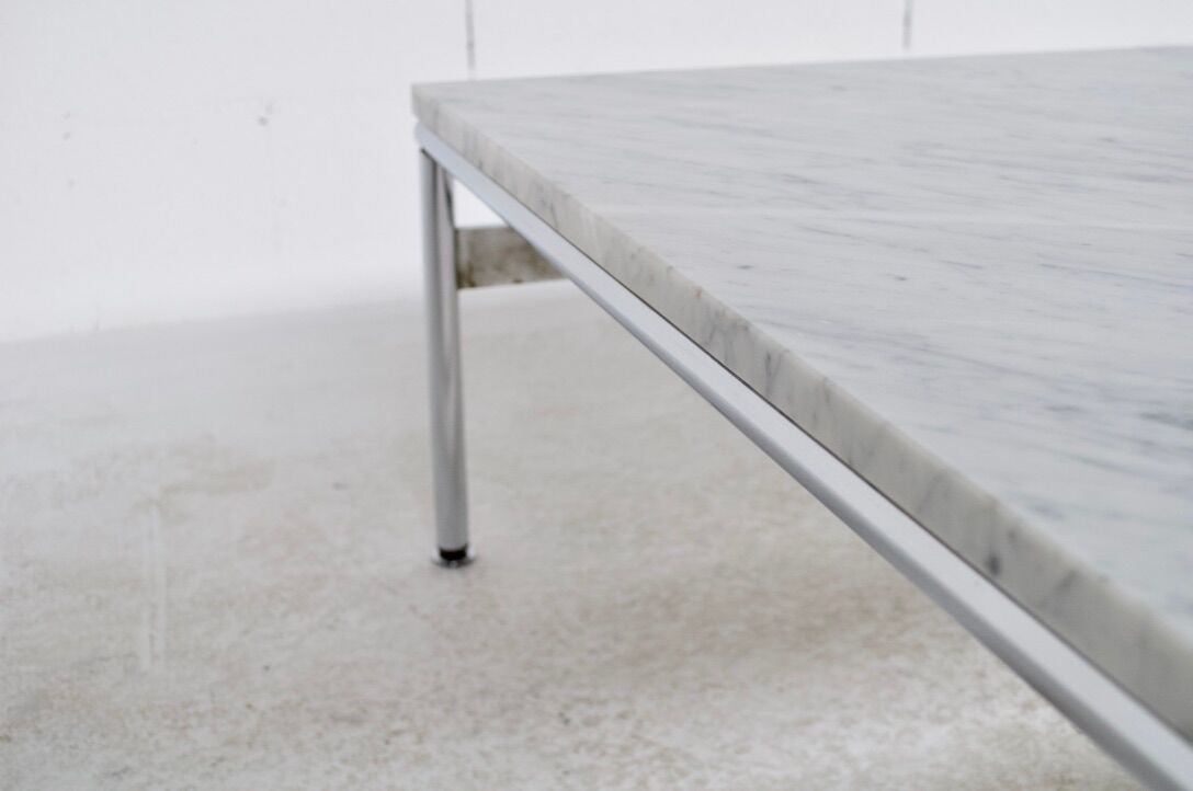 Table basse years 70' marble and chromium acier
