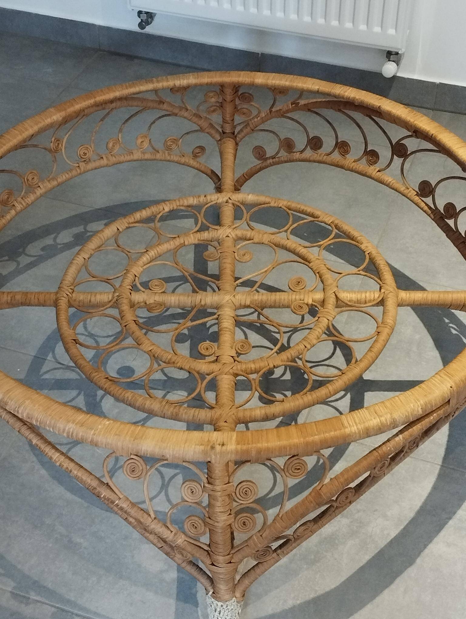 Large Peacock-French Riviera coffee table in rattan, bamboo, glass, vintage.