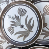 7 Longchamp stoneware plates