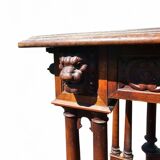 Renaissance desk in carved wood
