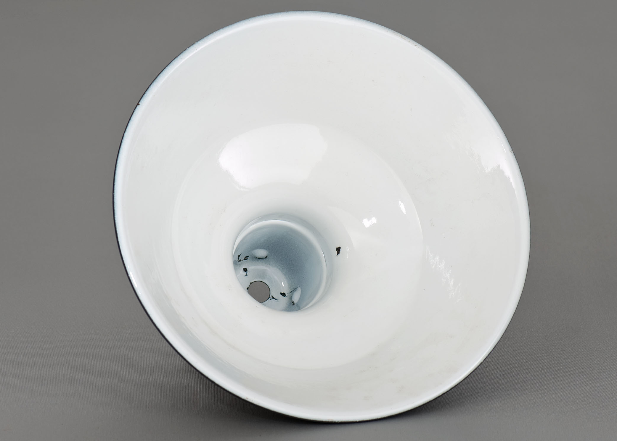 Industrial suspension n°1 in enamelled sheet anthracite gray 31cm Size S 1960