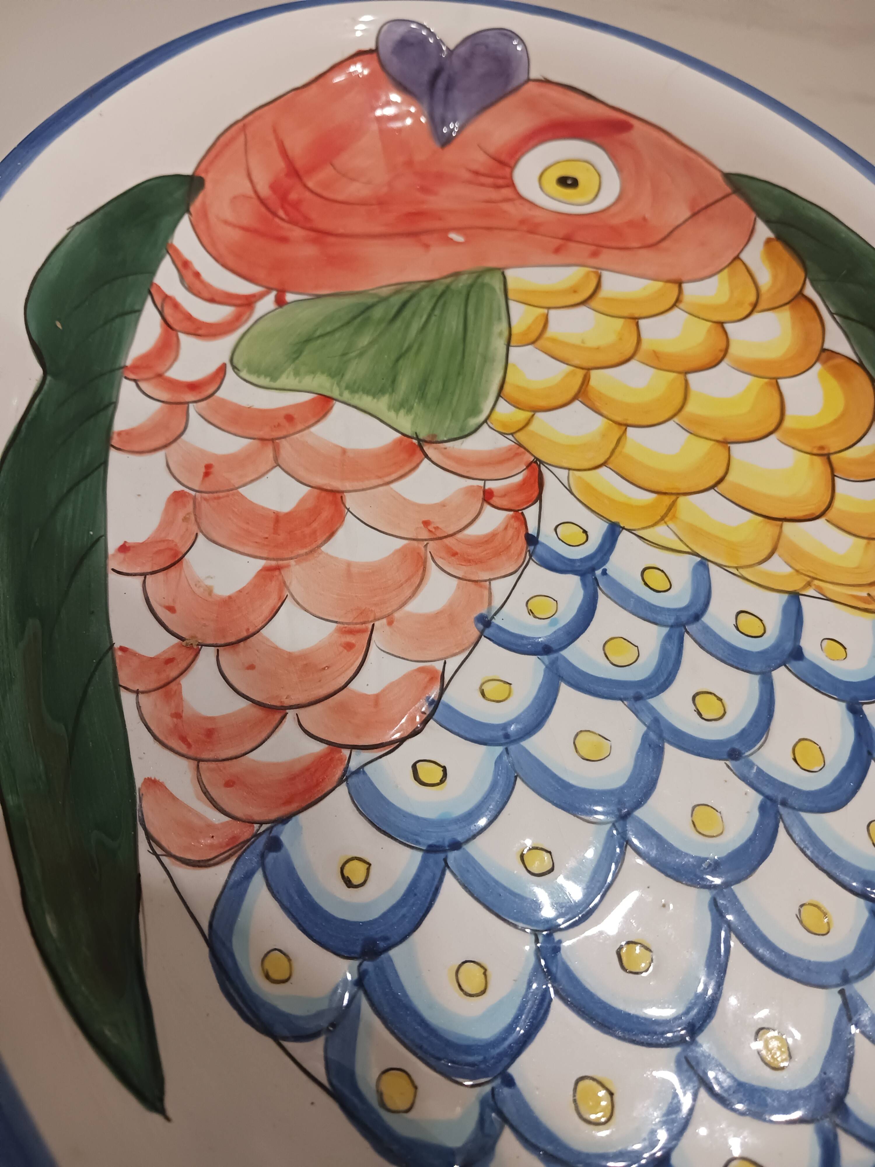 Fish serving dish