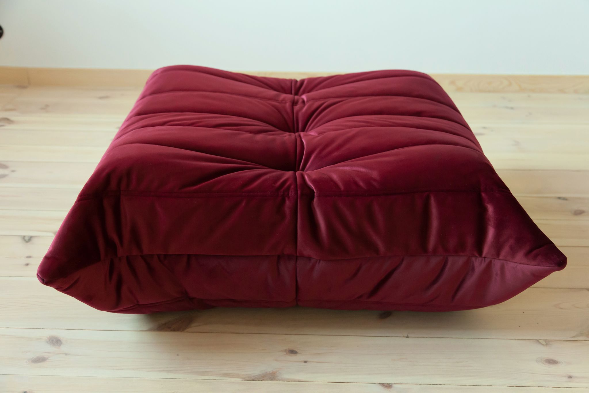 Togo ottoman model designed by Michel Ducaroy 1973