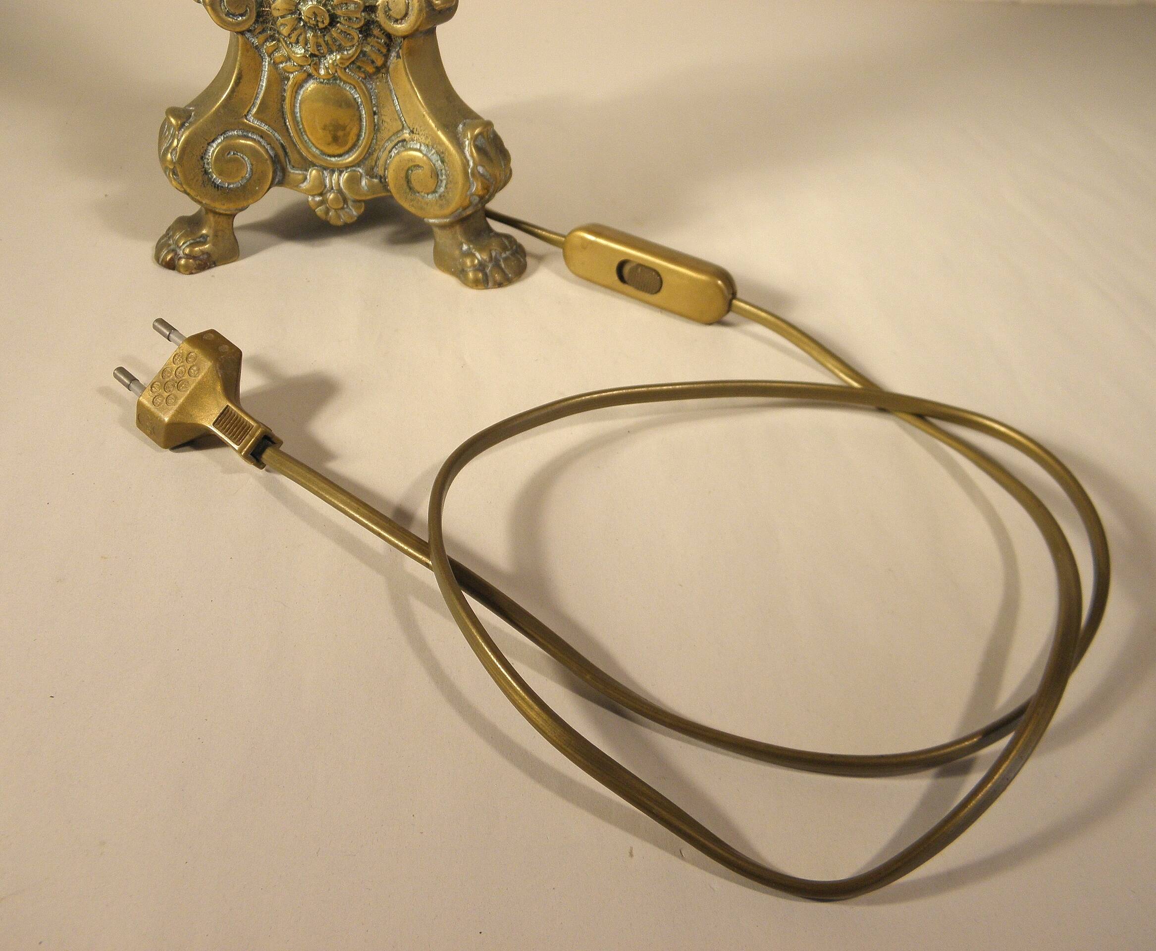 Bronze candlestick lamp