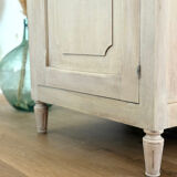 Solid wood jam cupboard