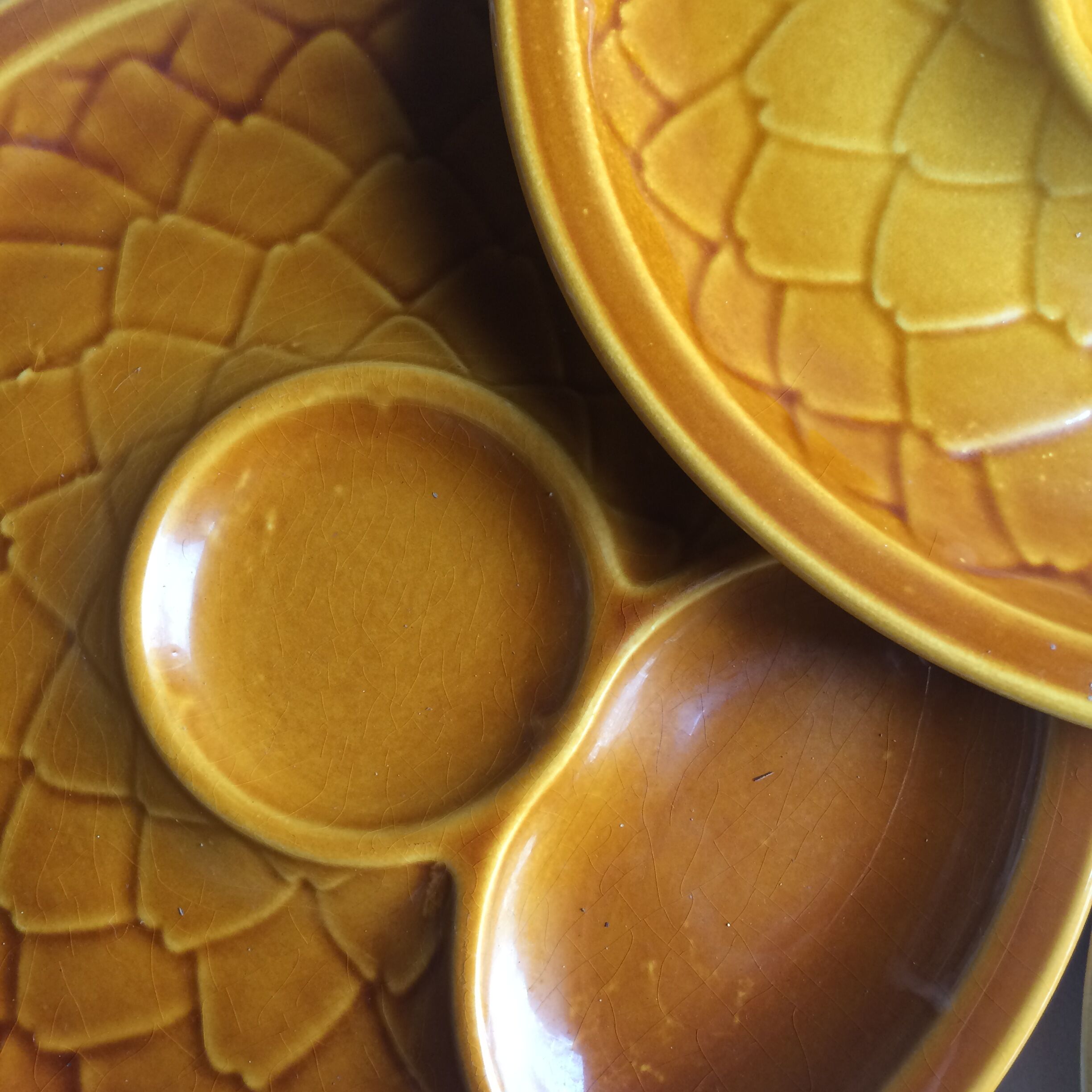 8 ceramic artichoke plates