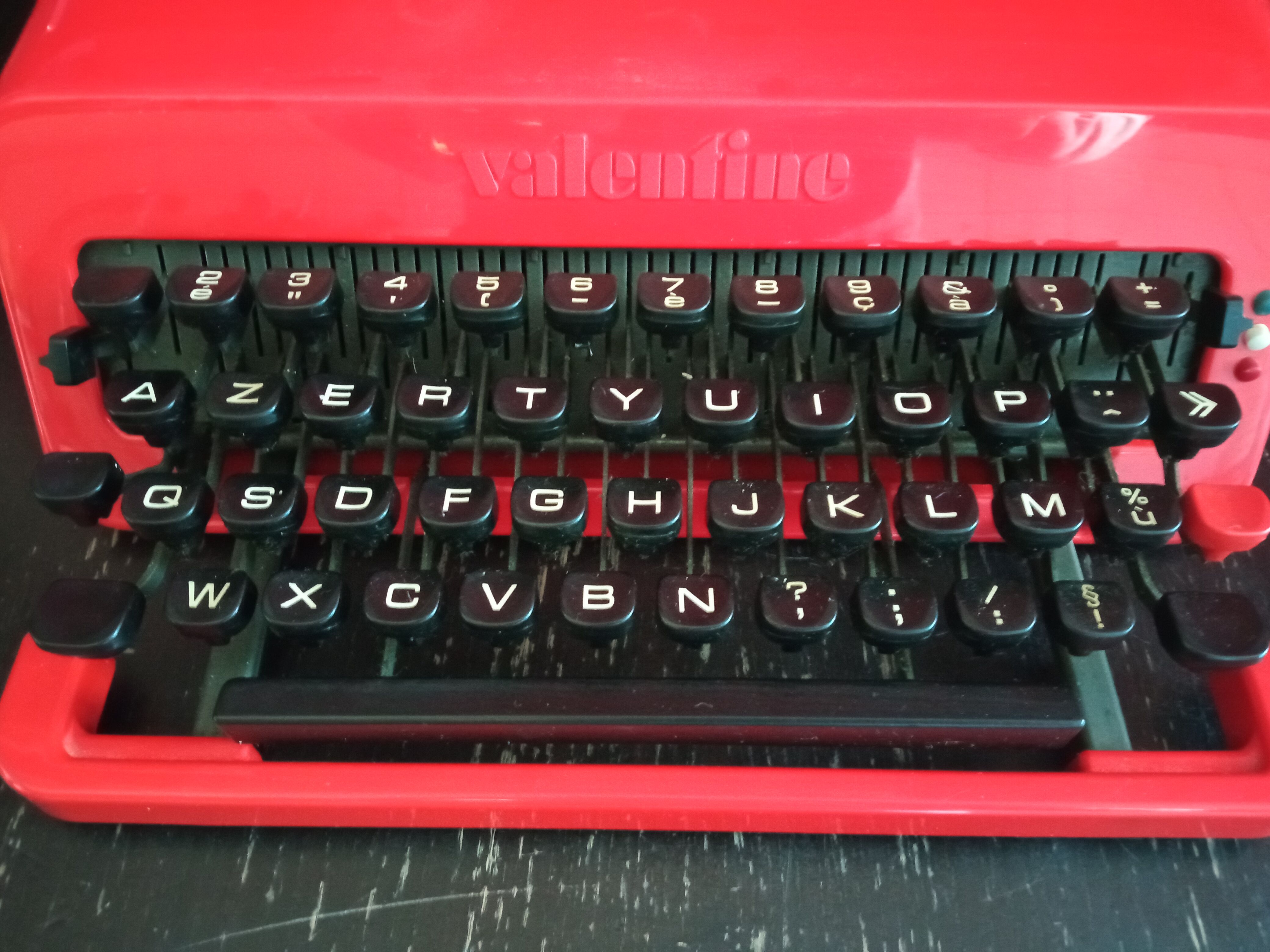 Machine à écrire Olivetti "Valentine " par Ettore Sottsass 1960s