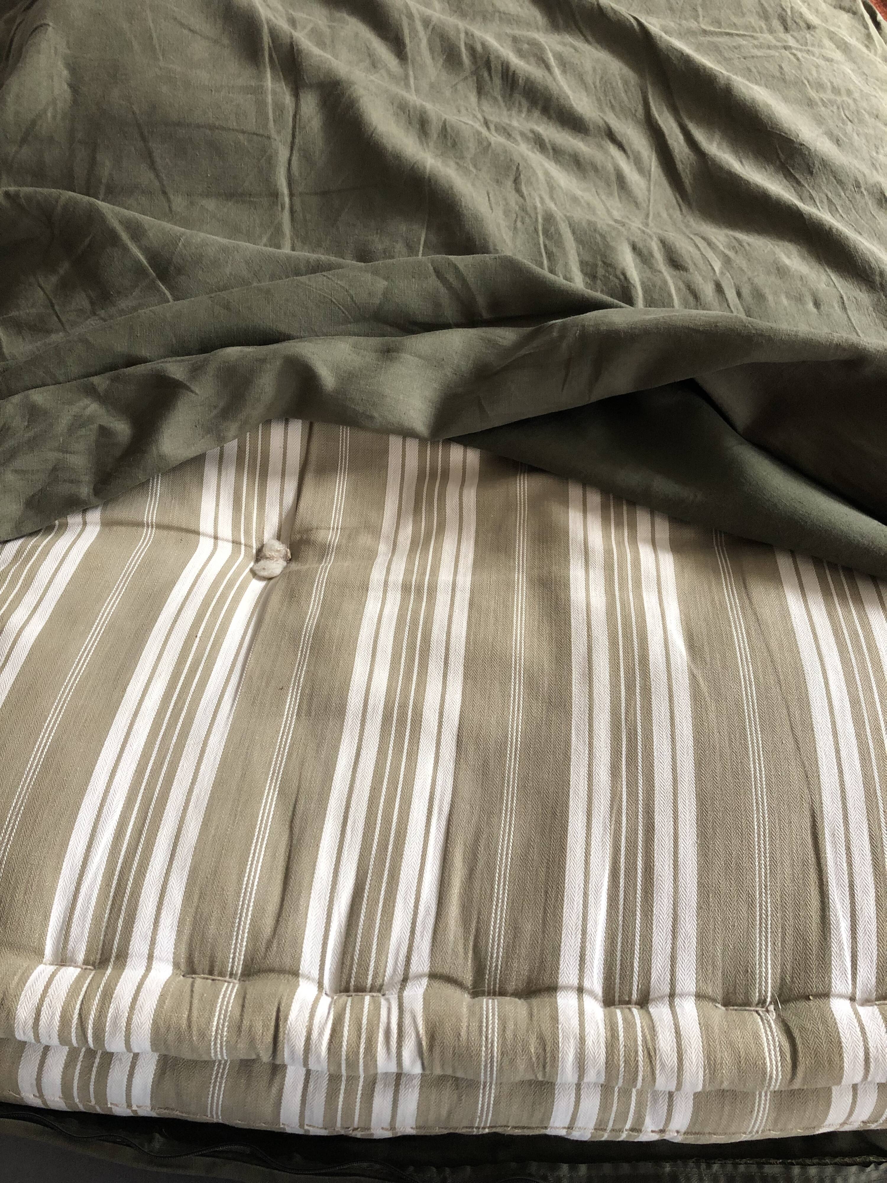 Resting bed braces reconstruction / vintage midcentury