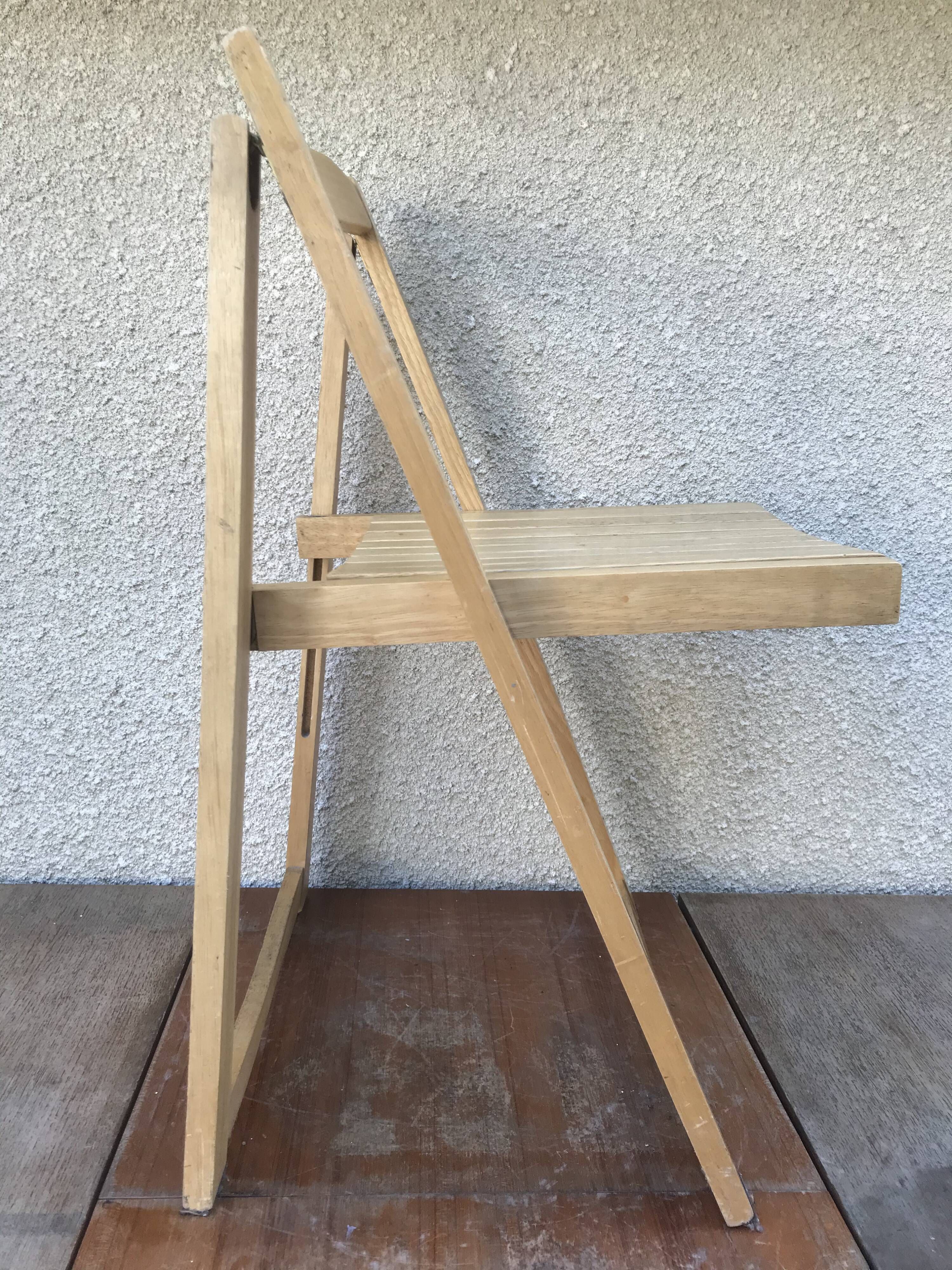 4 folding chairs 1960